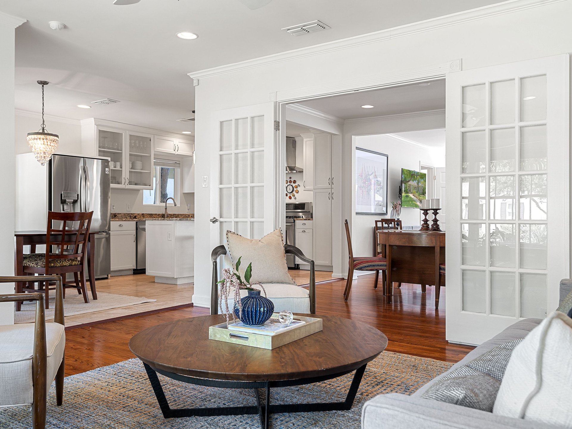 Modern Elegance in Bryker Woods