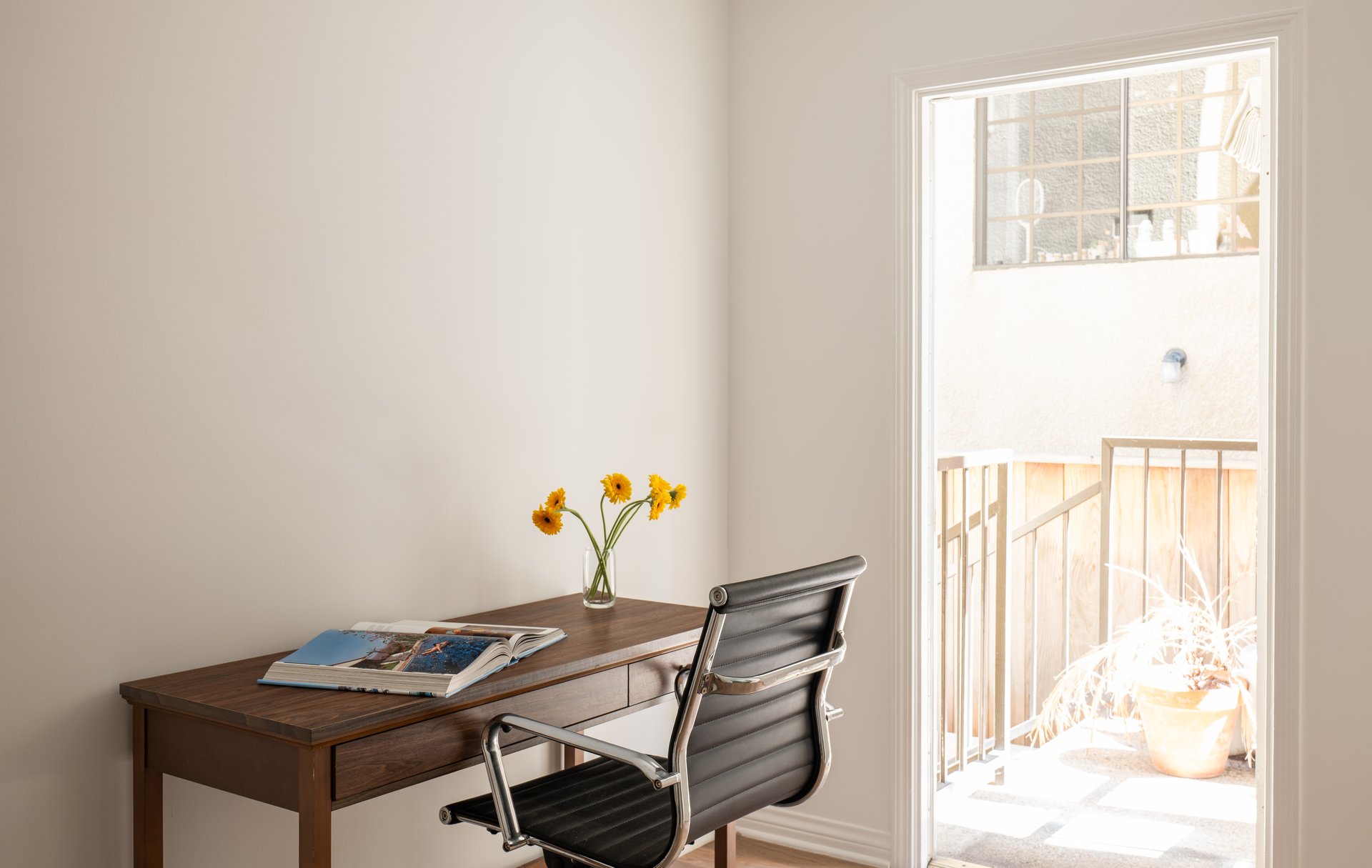 146 S Clark Dr Unit: 101, West Hollywood