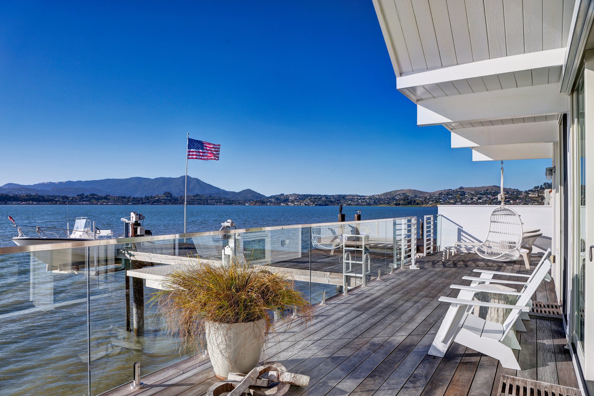Coastal Chic Waterfront Retreat