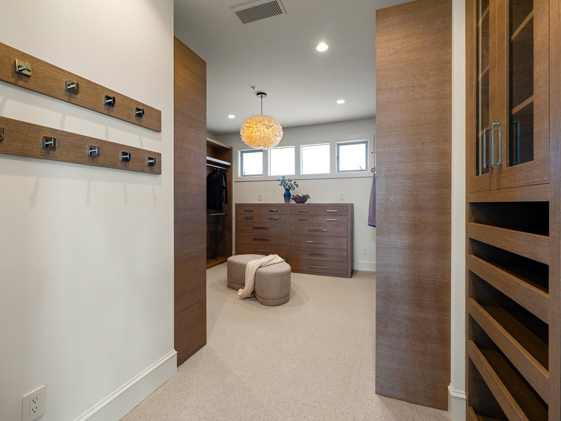 Architectural Modernism, Bay Views, and Exceptional Outdoor Living