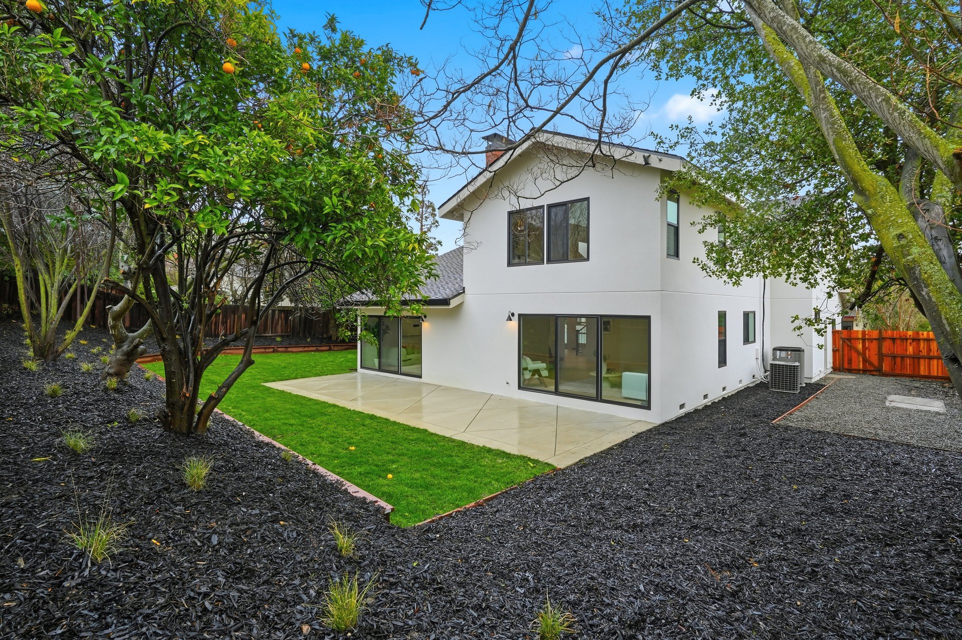 1044 Geronimo Ct