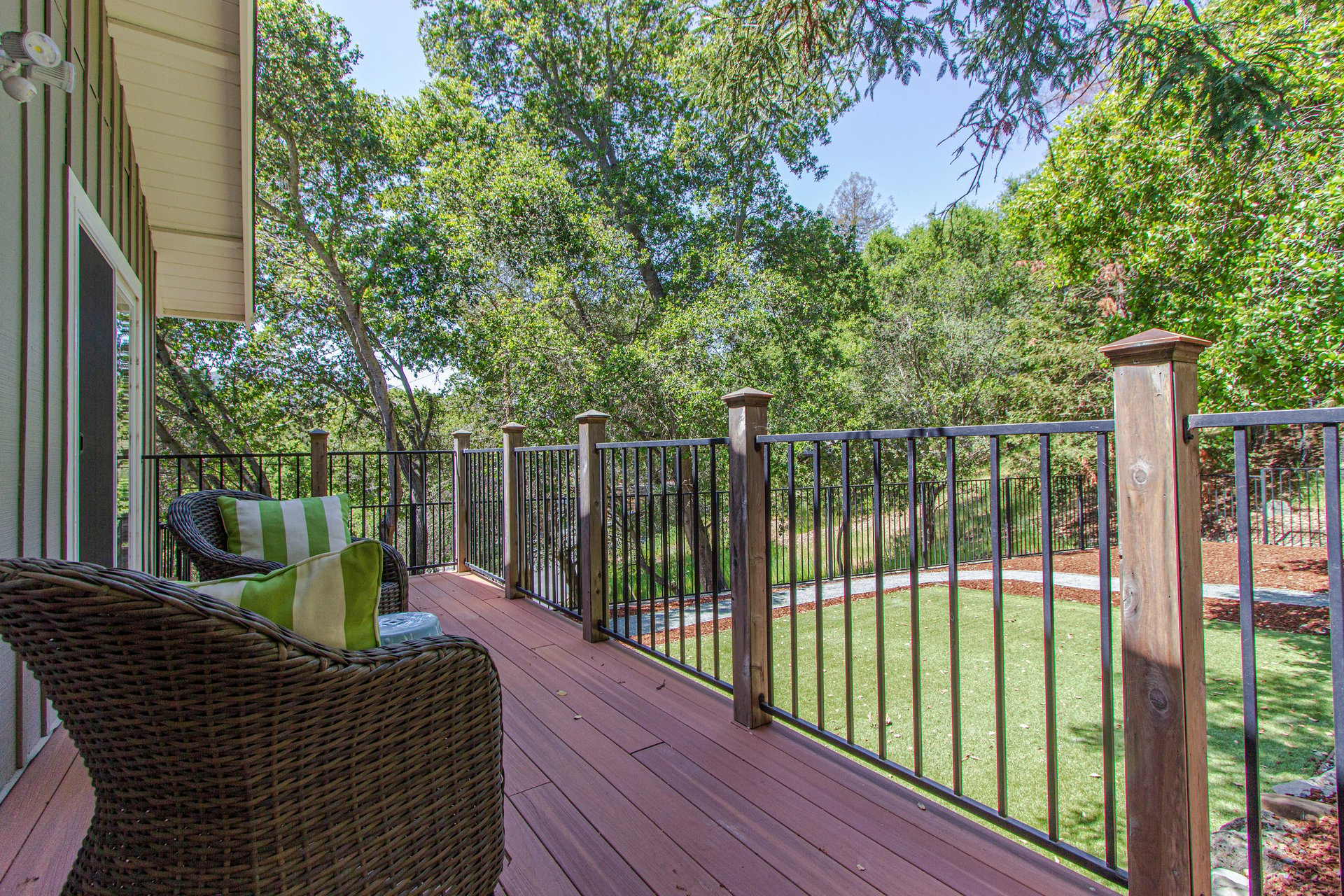 14 Scenic Ct