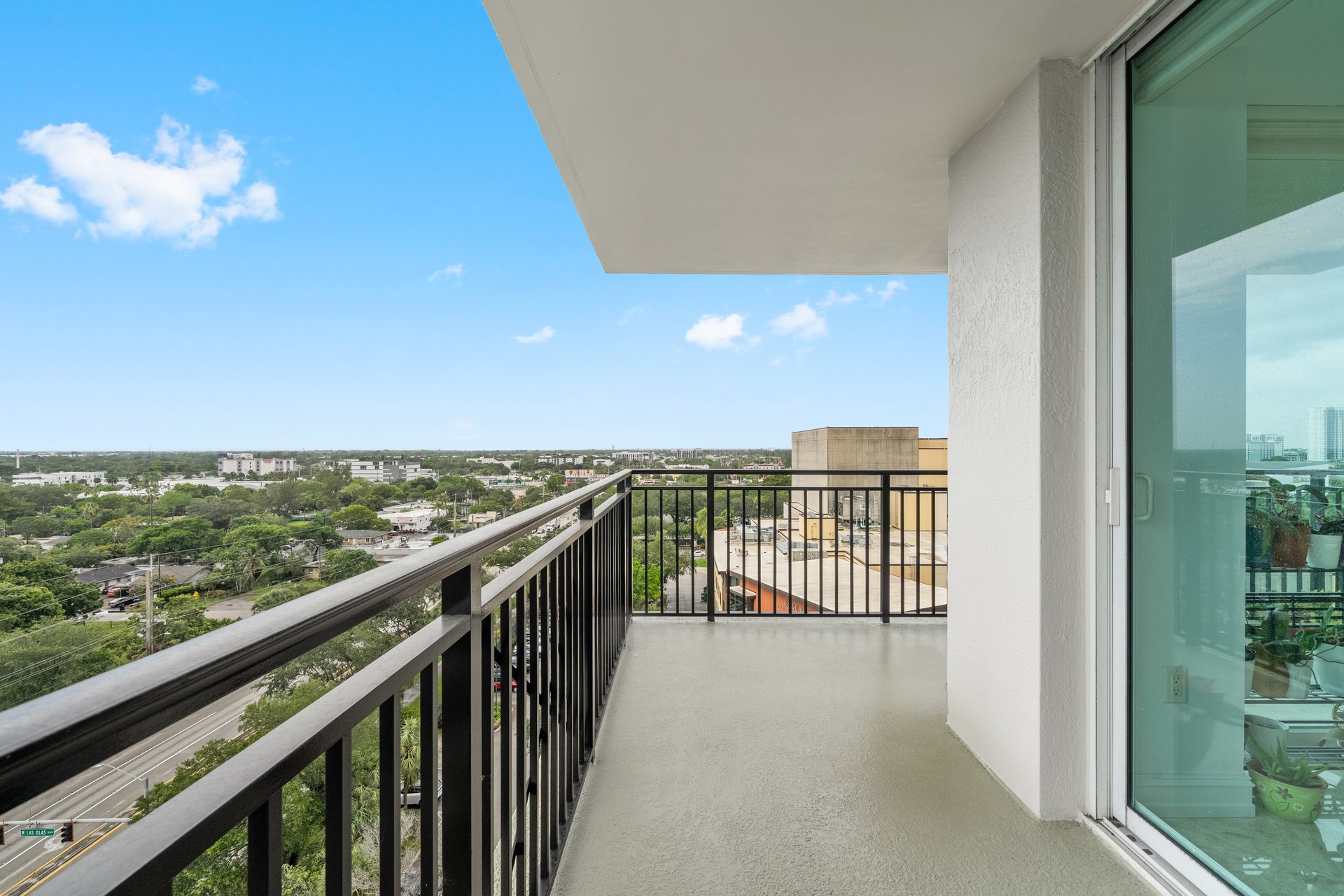 The Symphony Residence 1013N