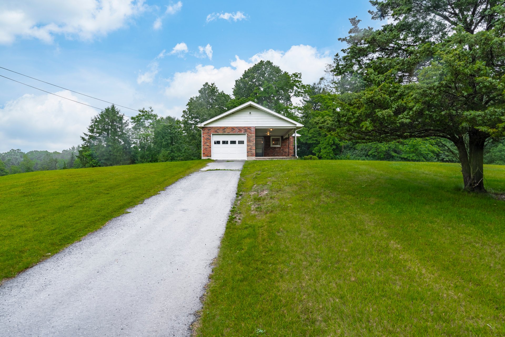 2186 Polk Valley Road