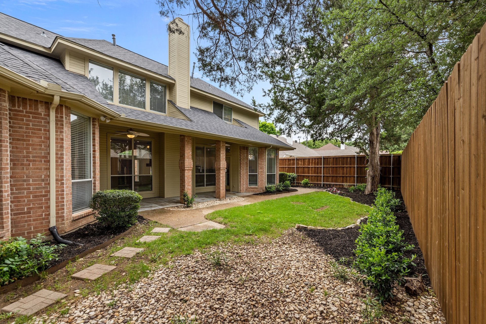 2 Treewood Court