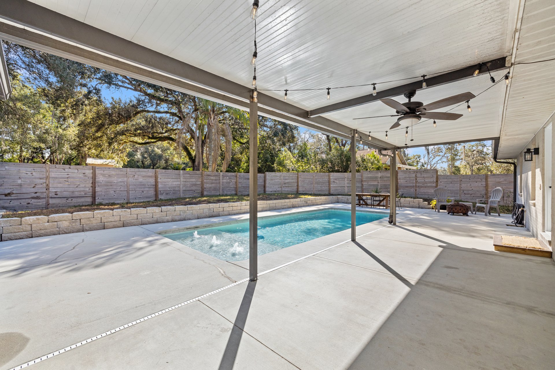 12414 FORT KING RD