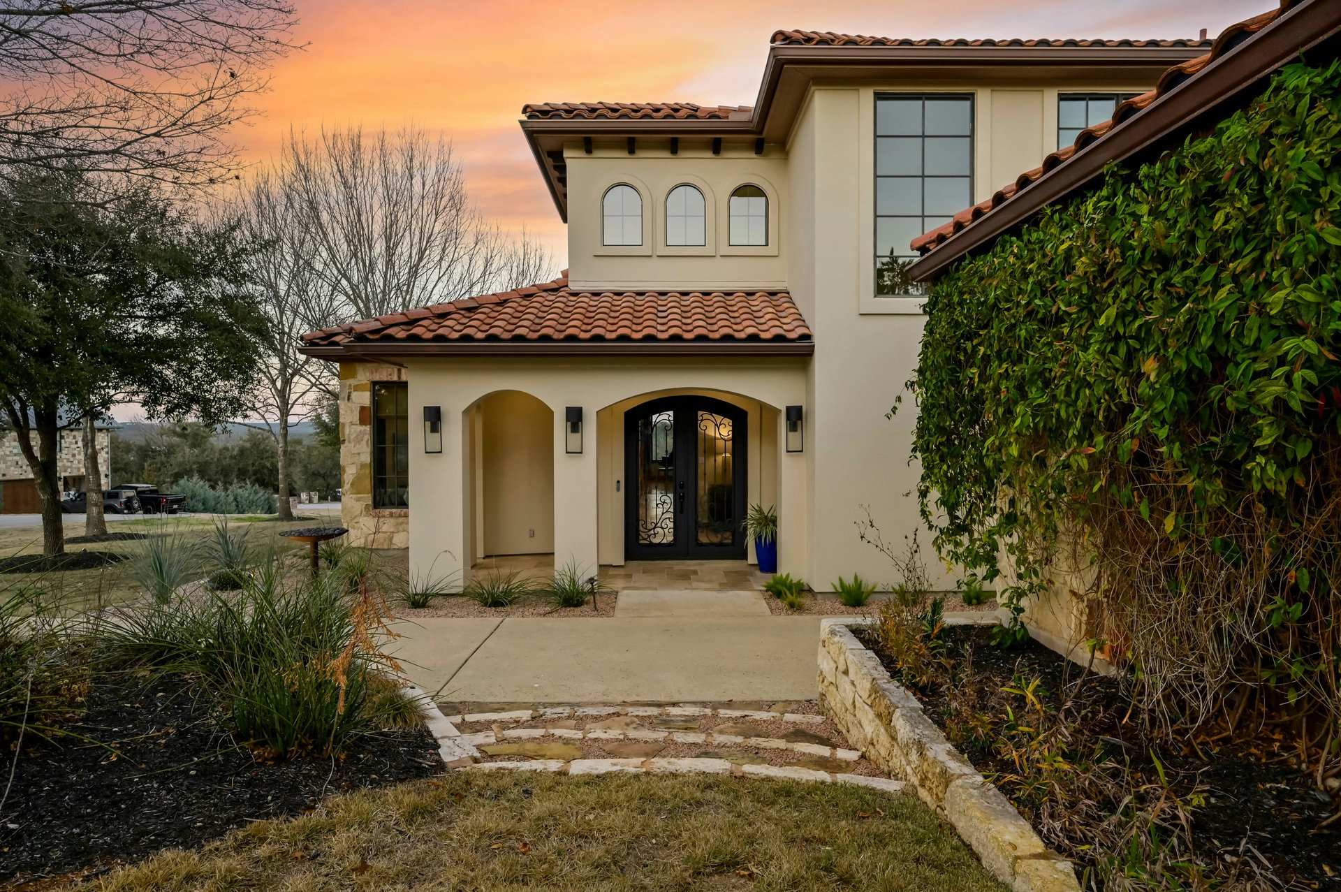 10213 Amwell Cove