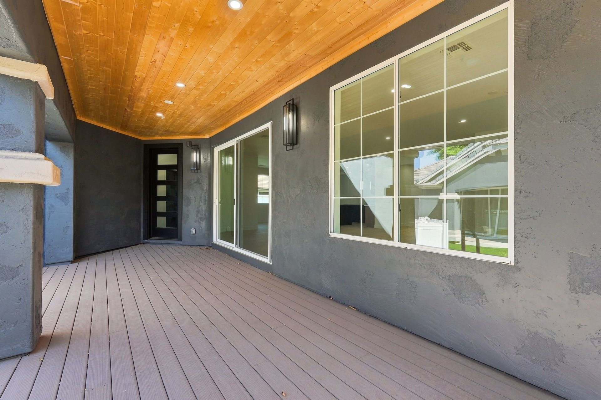 2974 E CAMELLIA Drive