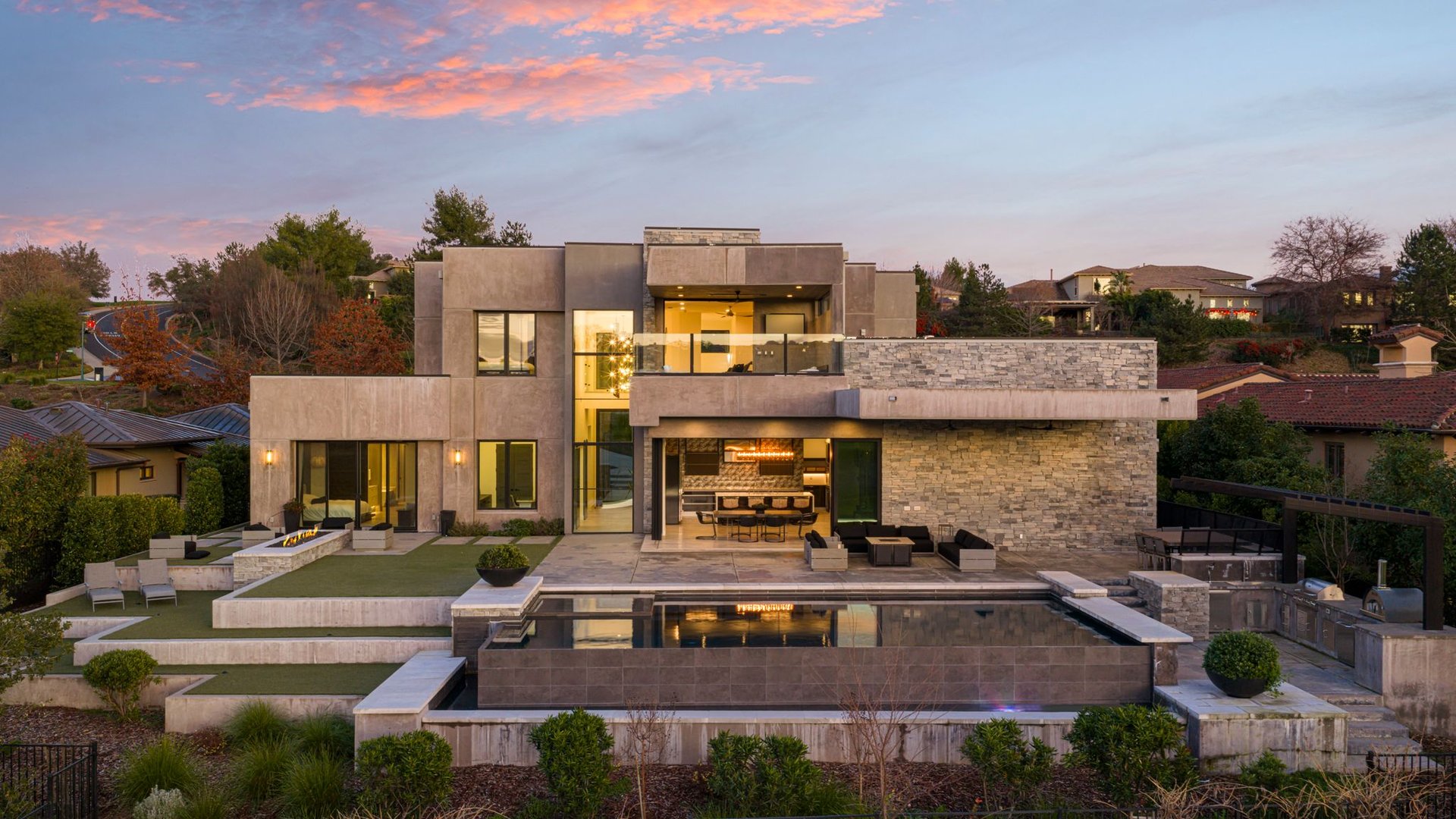 4573 Greenview Drive