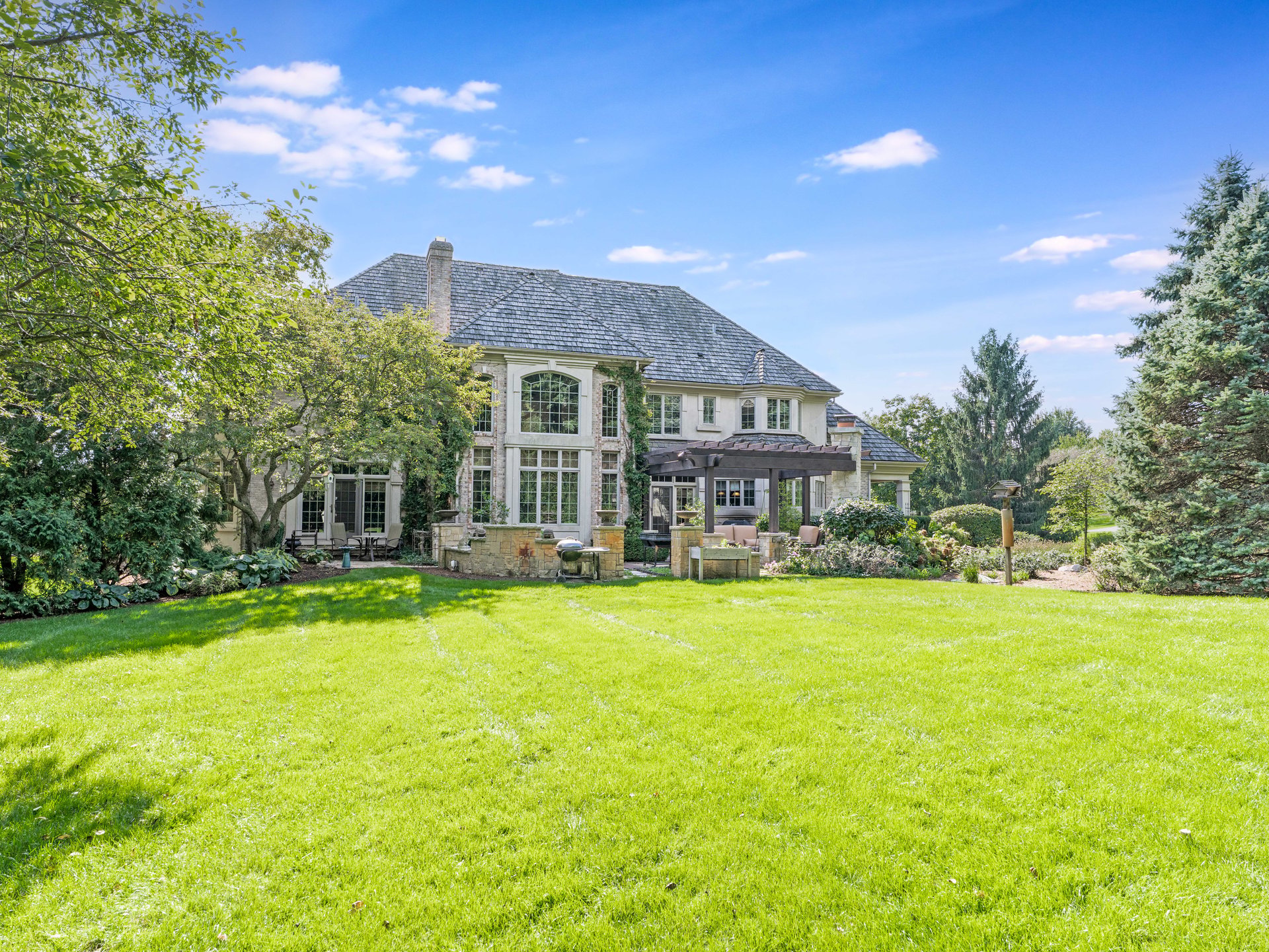 36W540 Hunters Gate Road St. Charles