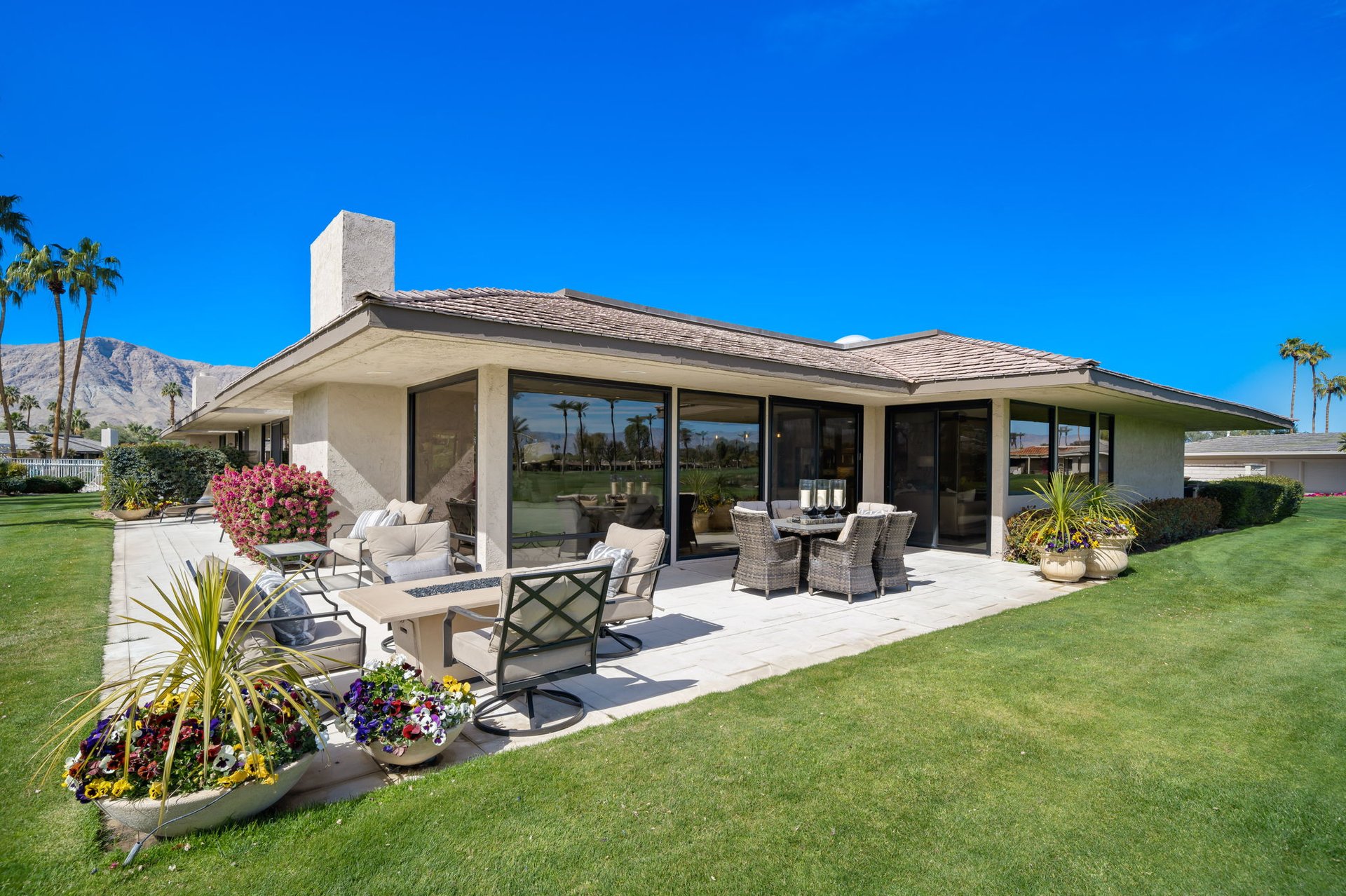 5 Radcliff Court