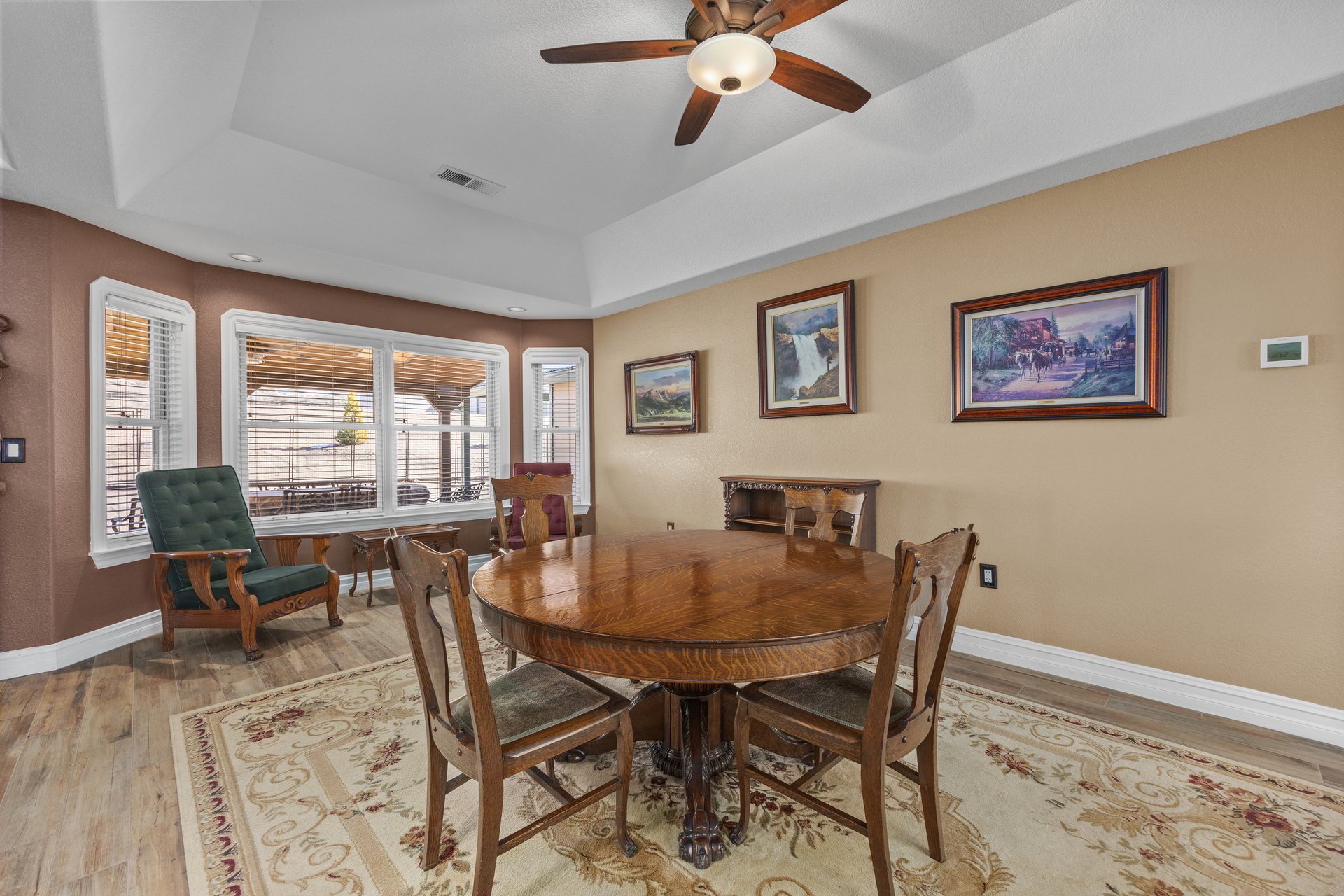Equestrian Estate in Bear Valley Springs: 25820 Skyline Drive