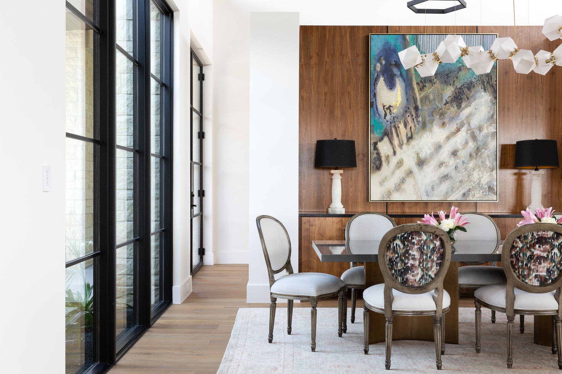 Contemporary Design & Spectacular Views
