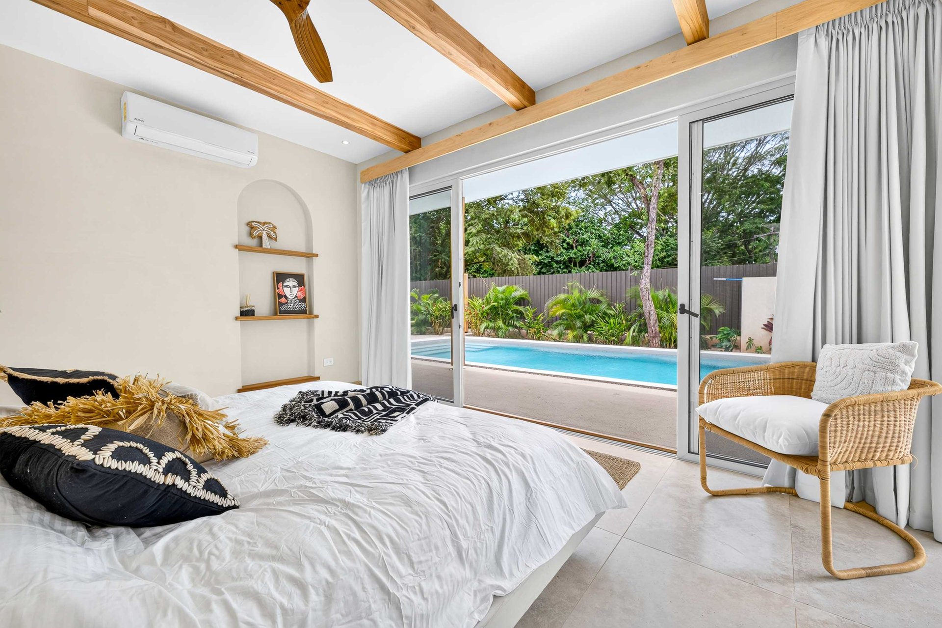 Casa Senderos | 4-Bedroom Tropical Home with Private Pool in Tamarindo