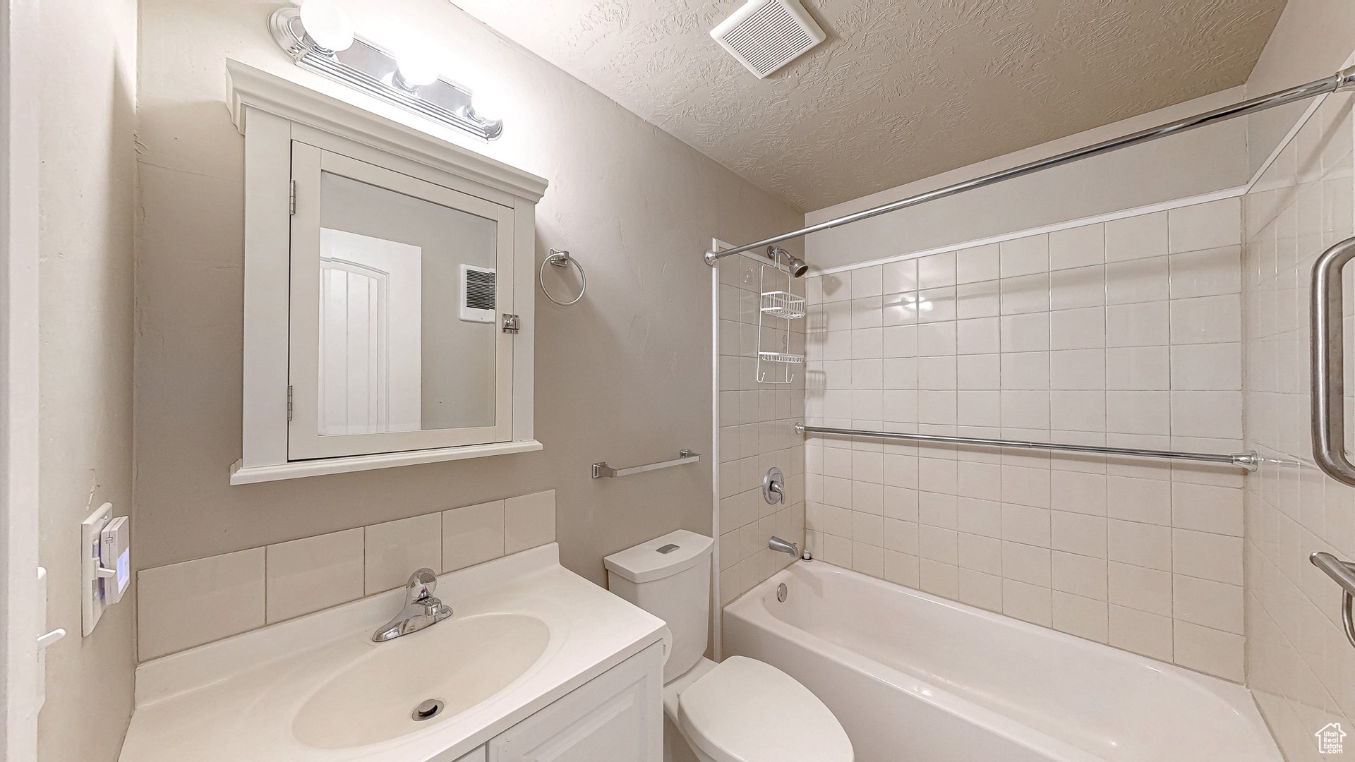 214 W Quartz Rd