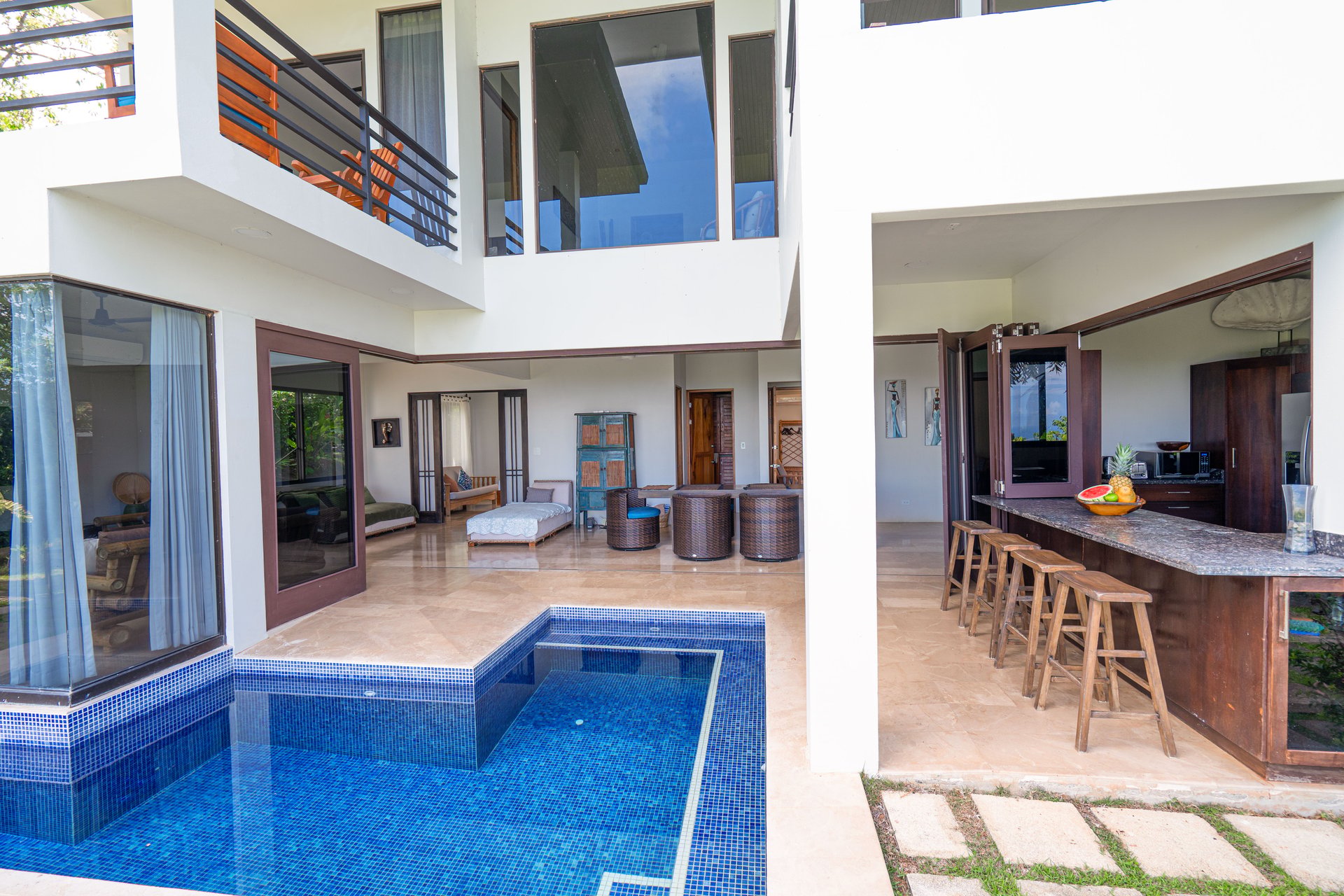 Stylish 4 bedroom home in the popular Dominicalito community, 7 minutes to the beach