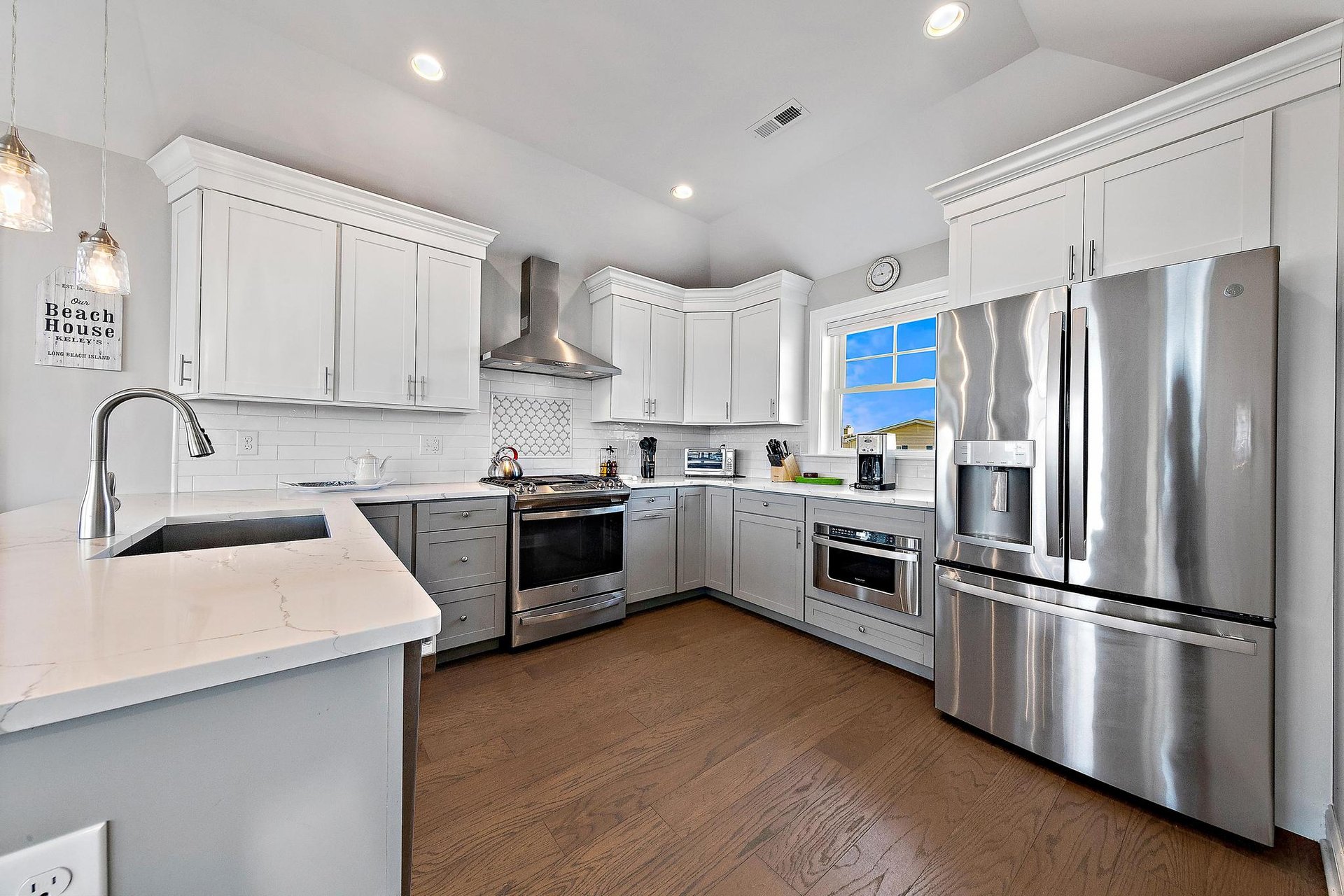 24 W Winifred Avenue, Beach Haven Crest