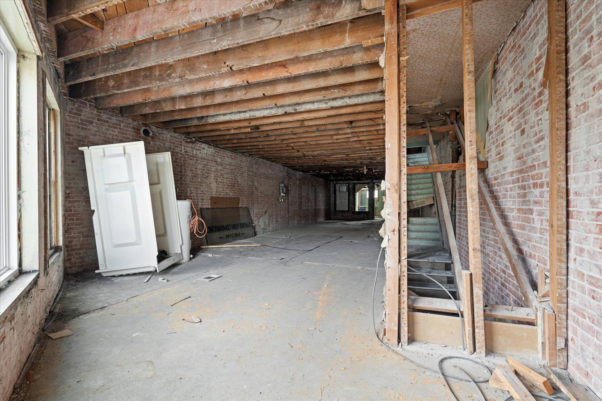 252 Main St