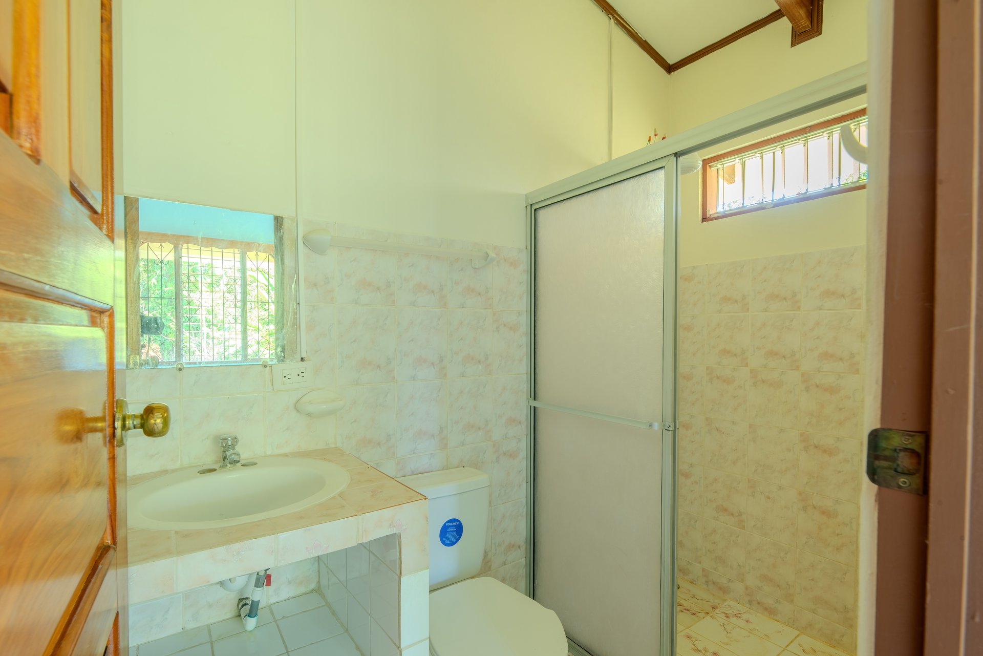 Vista Serena, beautiful House surrounded by nature in Villa Nueva de Quepos