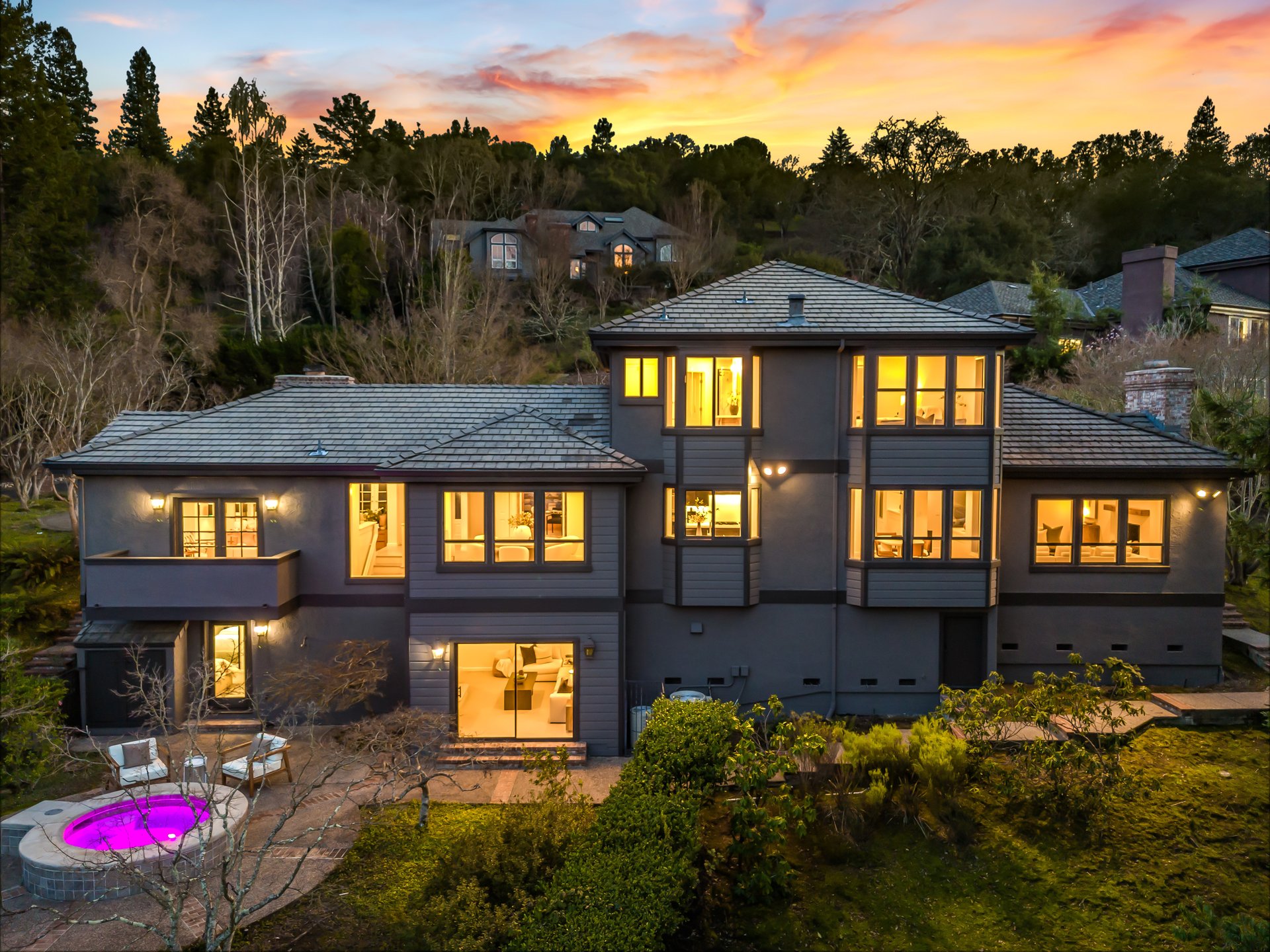 23 Wood Acres Ct