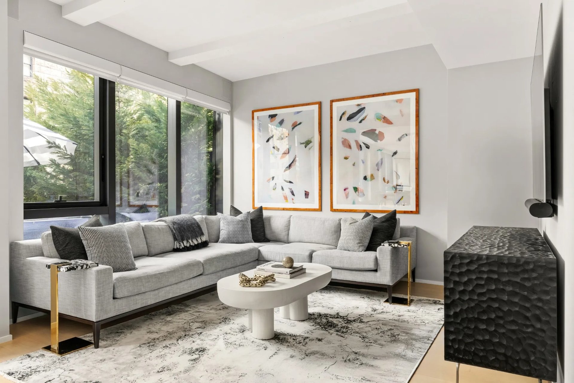 121 East 22nd St, #S901
