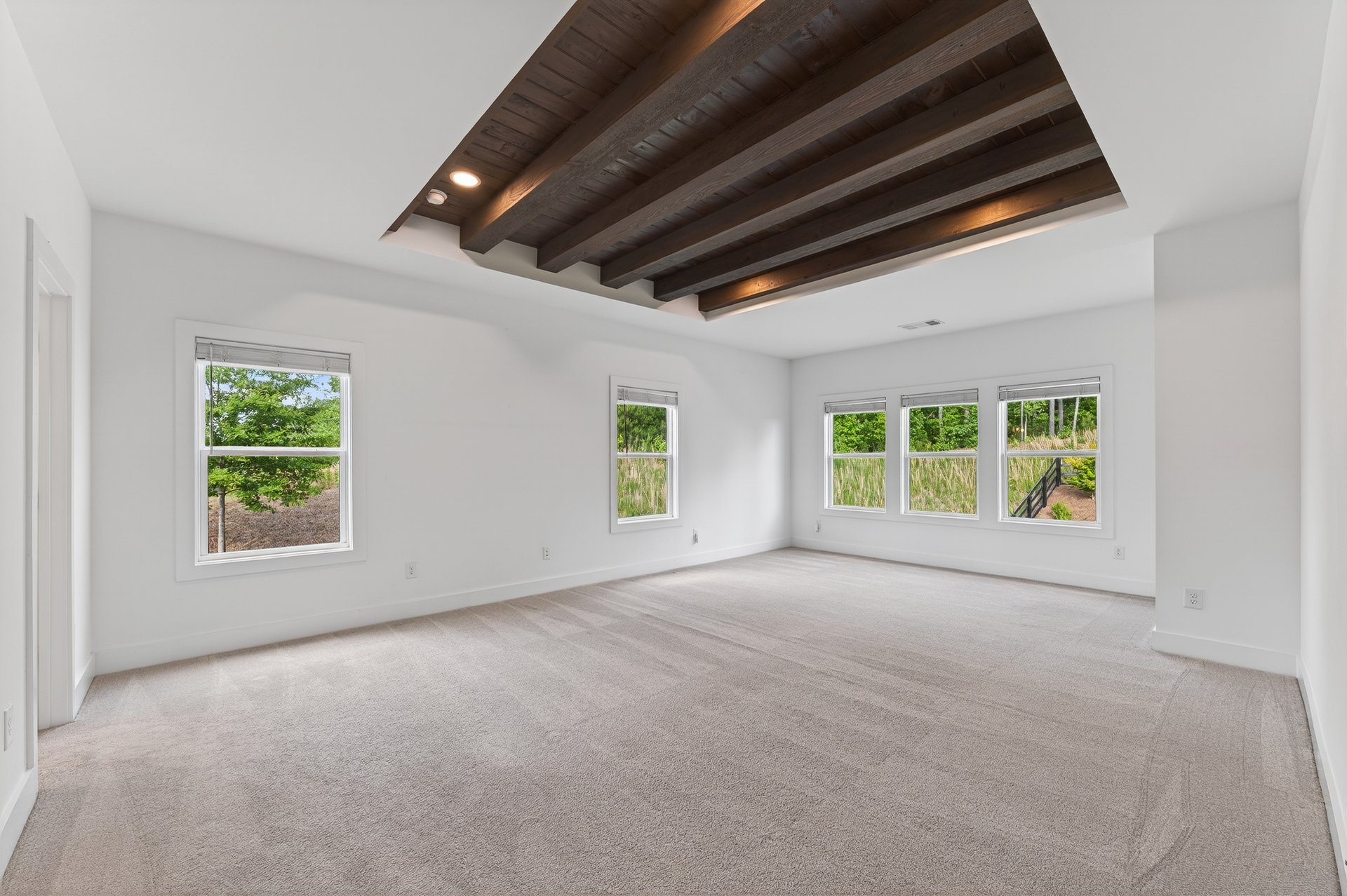 1011 Ridgeview Road