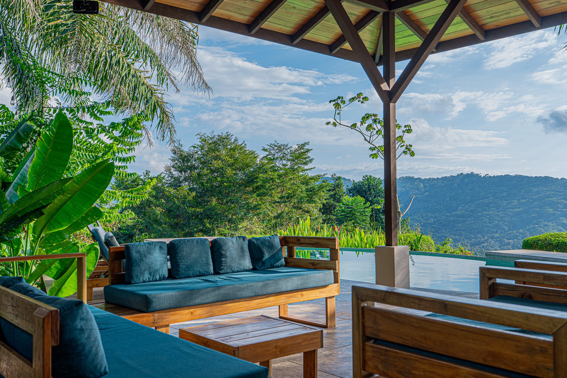 Sunset Ocean View Home on 2.6 Acres Platanillo