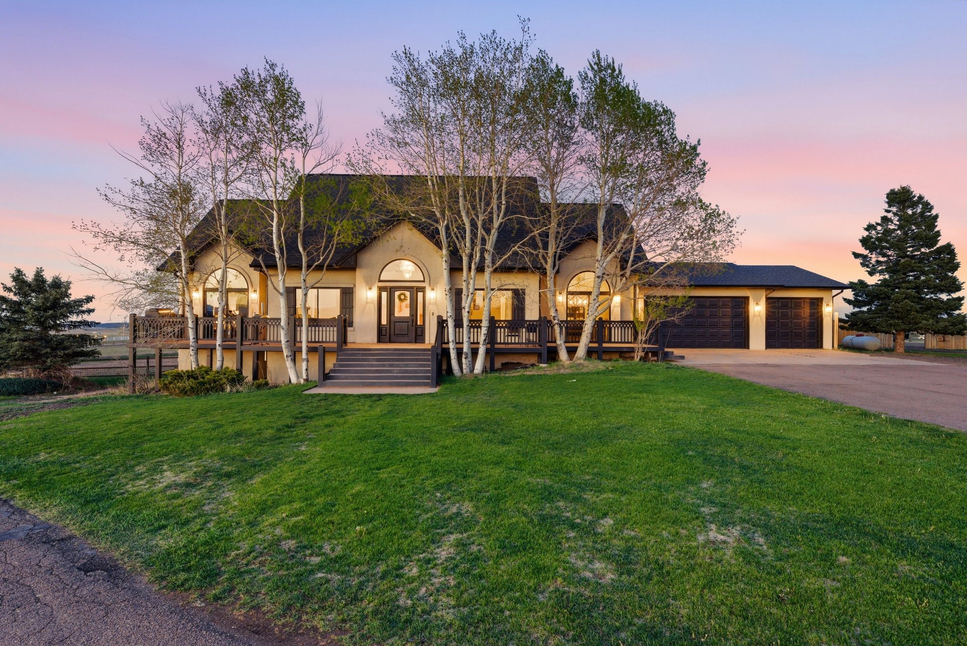 17885 Brick Heights