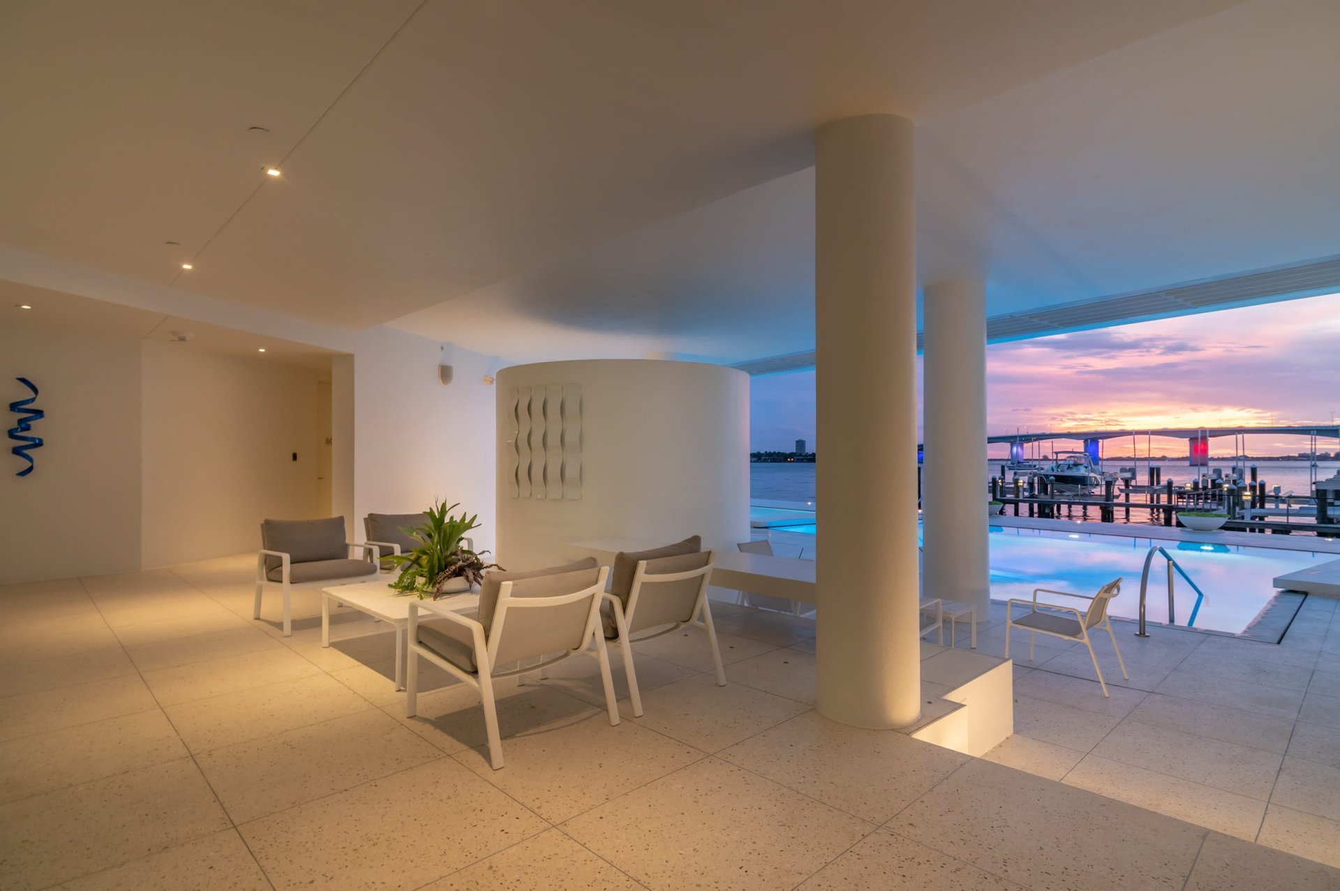 280 Golden Gate Point PH 2