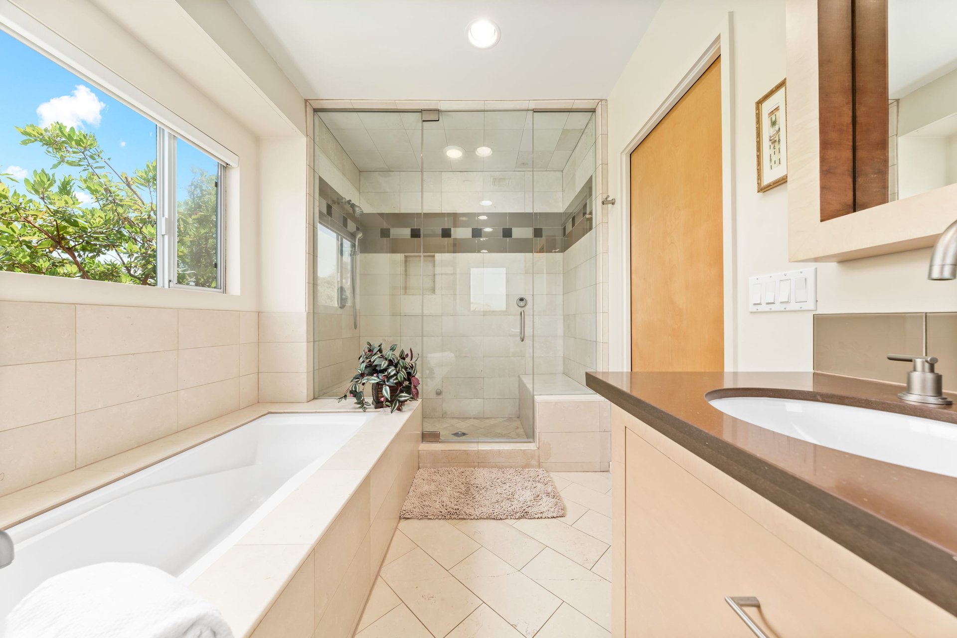 1351 Hill St, Sunset Park