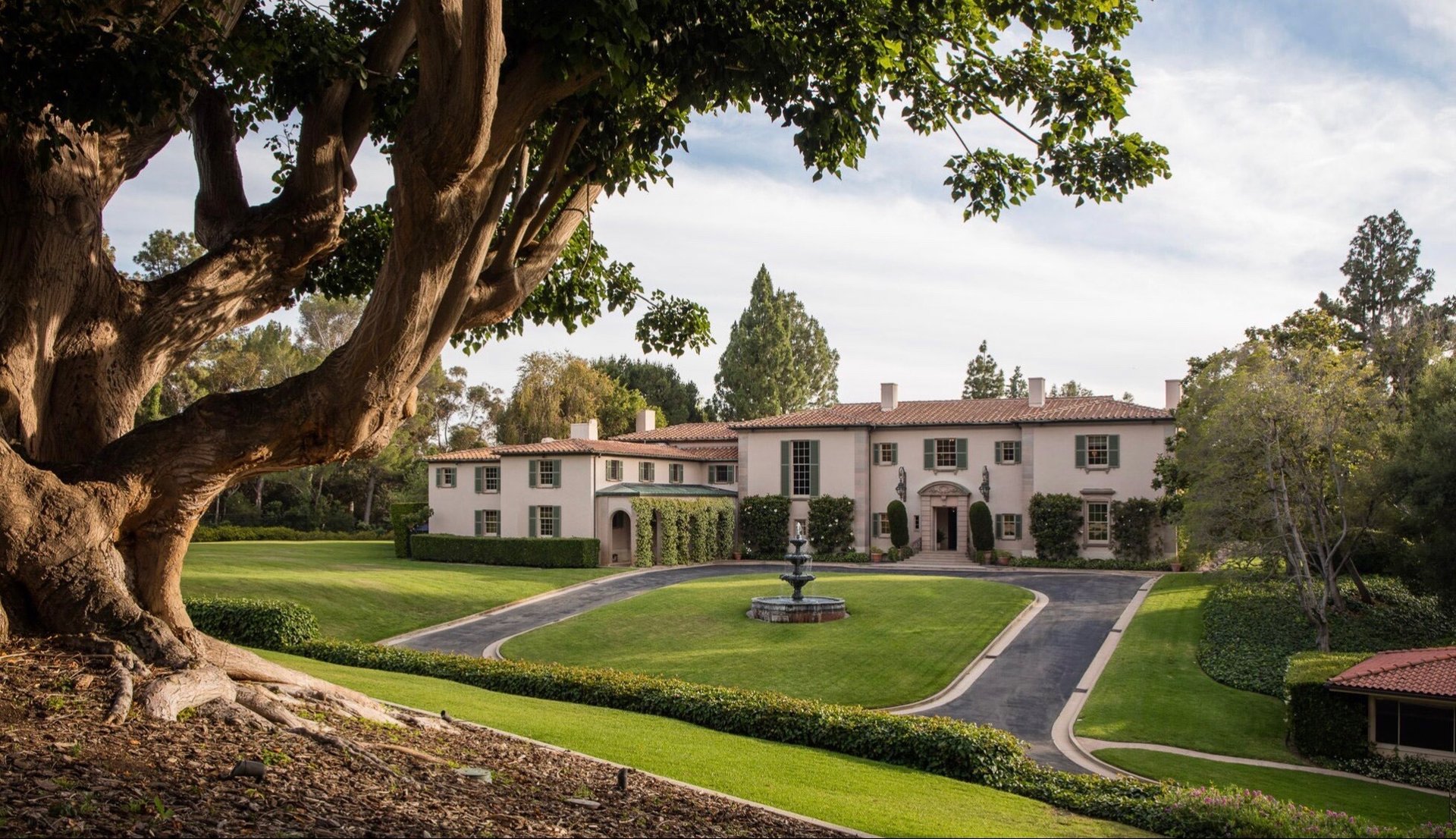 The Owlwood Estate, 141 S Carolwood Drive, Holmby Hills | Luxury Real Estate