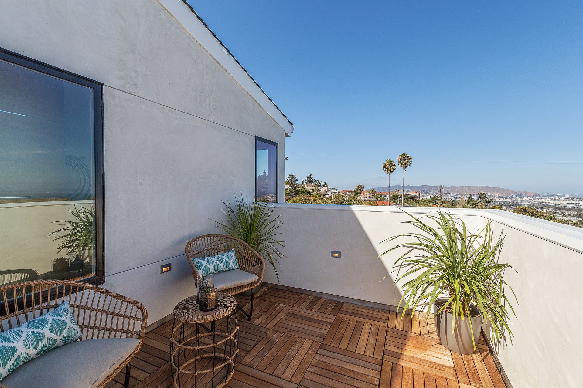 1364 Vista Grande