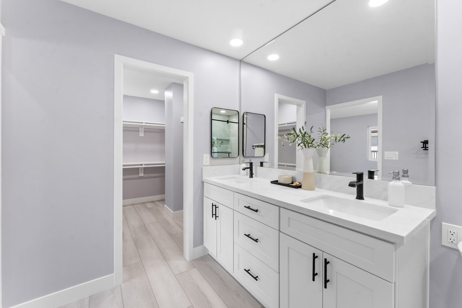 1413 La Salina St