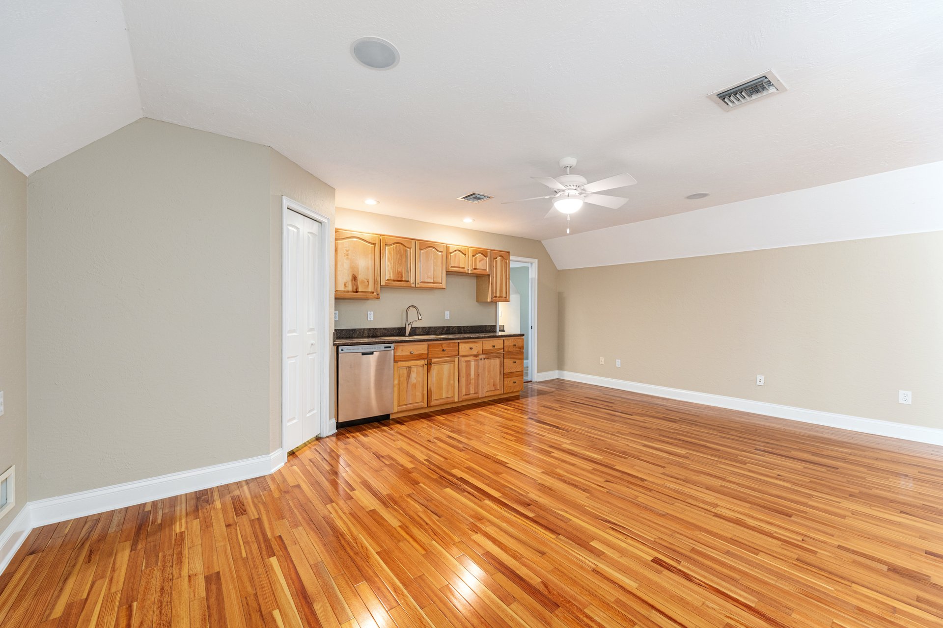 997 NW 63rd Ct