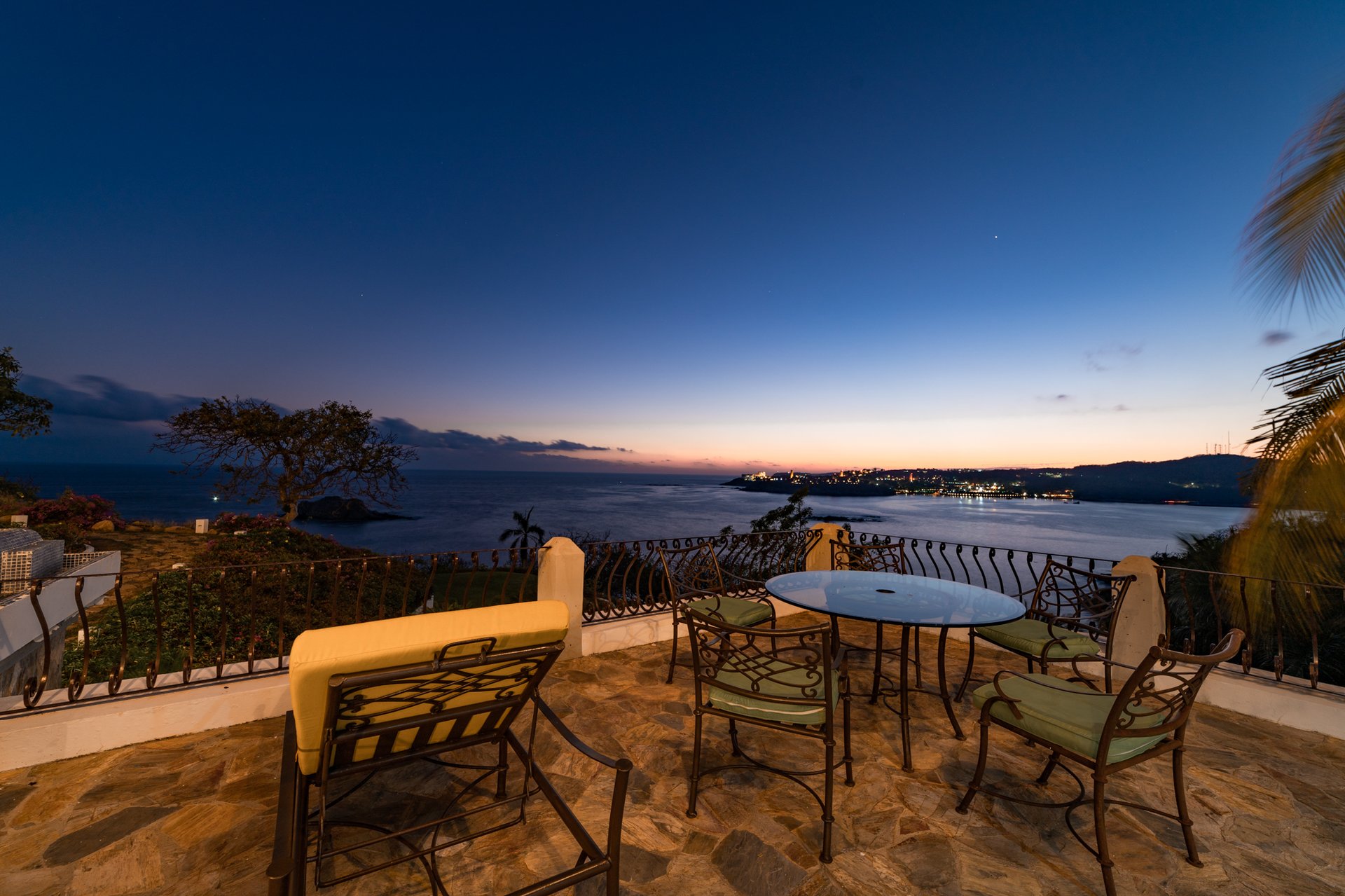 5 Bedroom, Single Family Home, Villa Encantada 