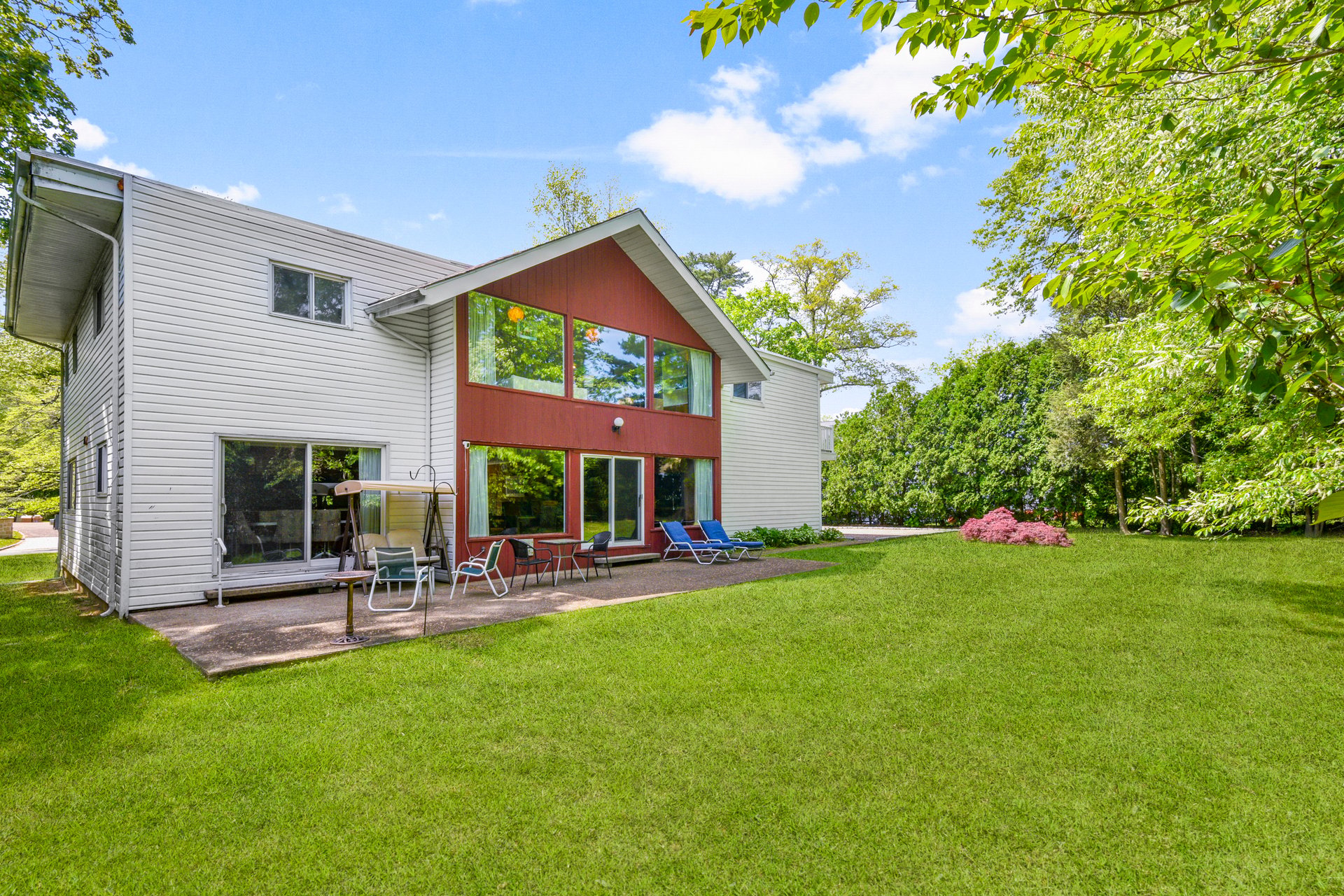 161 Morris Lane S