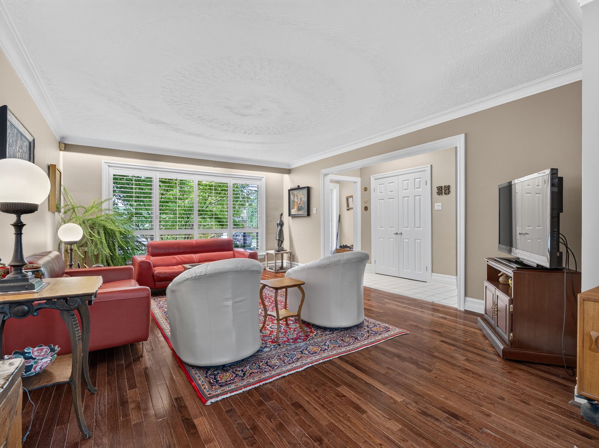 SOLD: Meticulously Maintained Residence