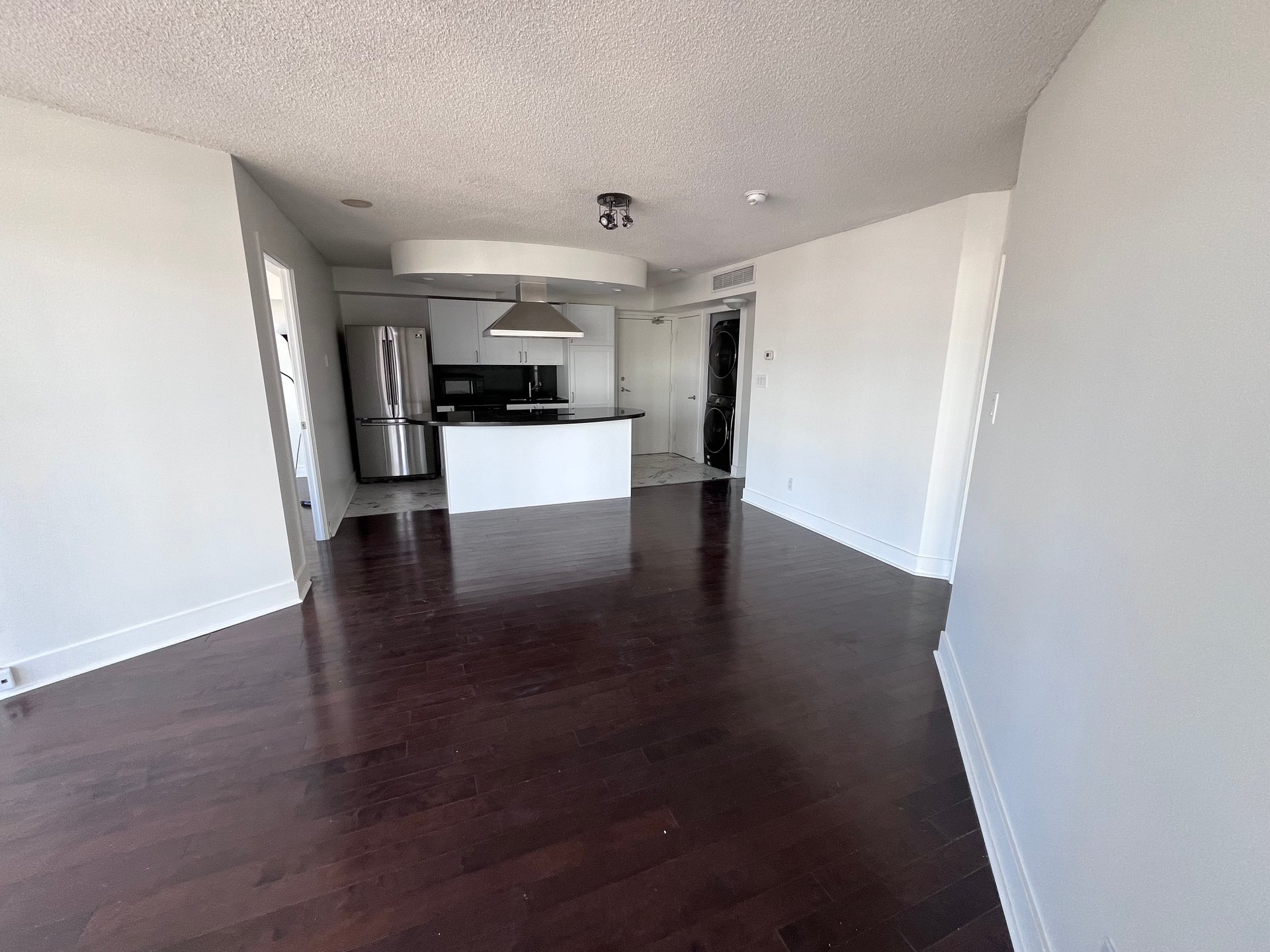 550 Queens Quay  911