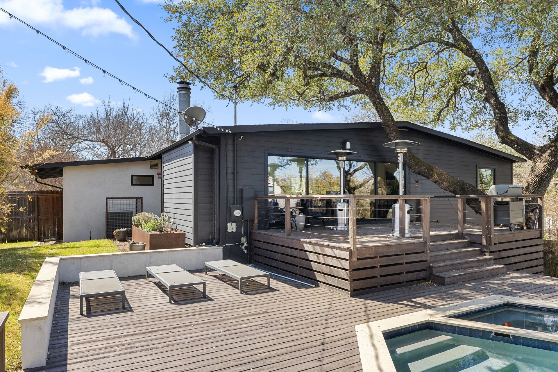 1 Sugar Shack Dr