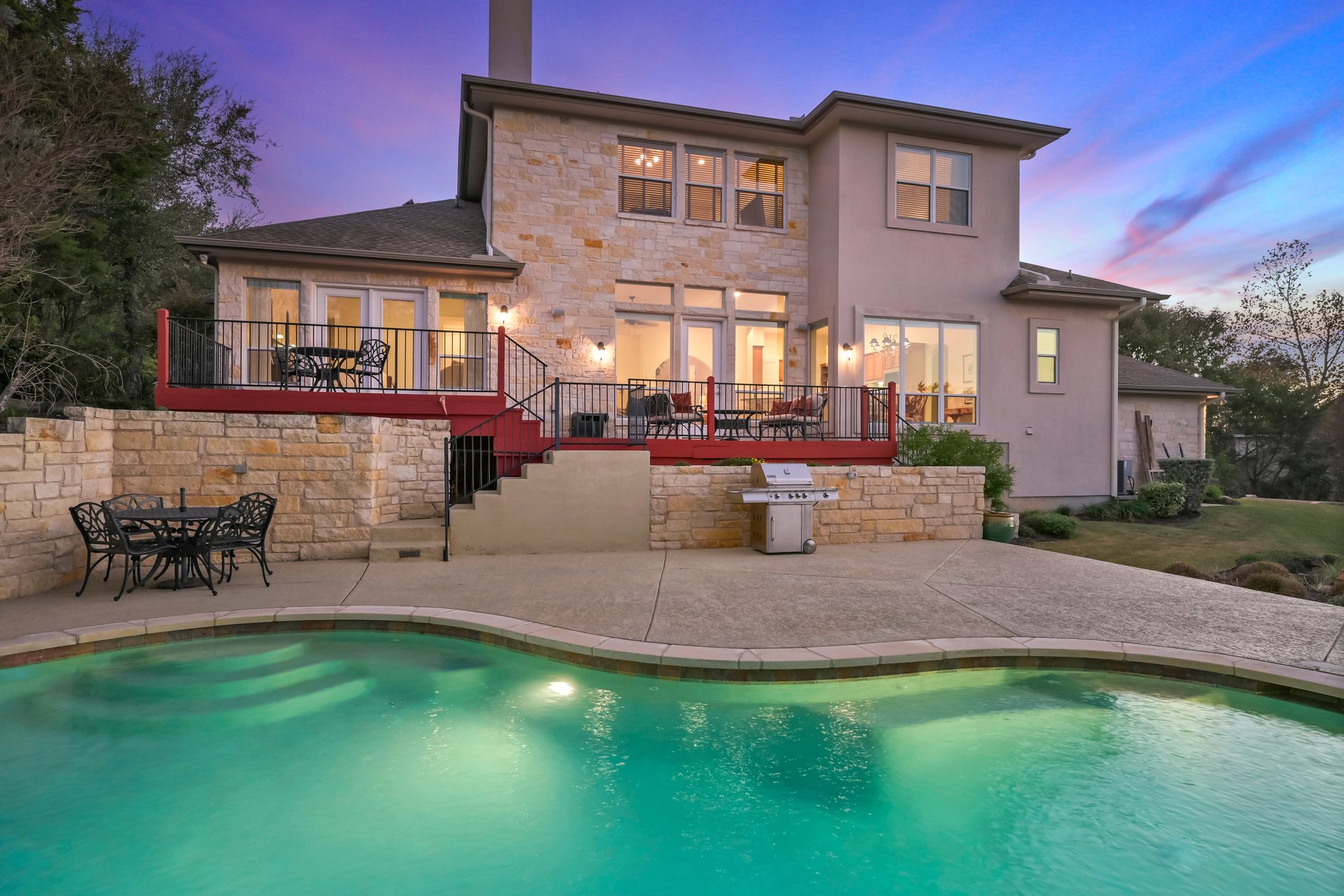 3322 Far View Drive