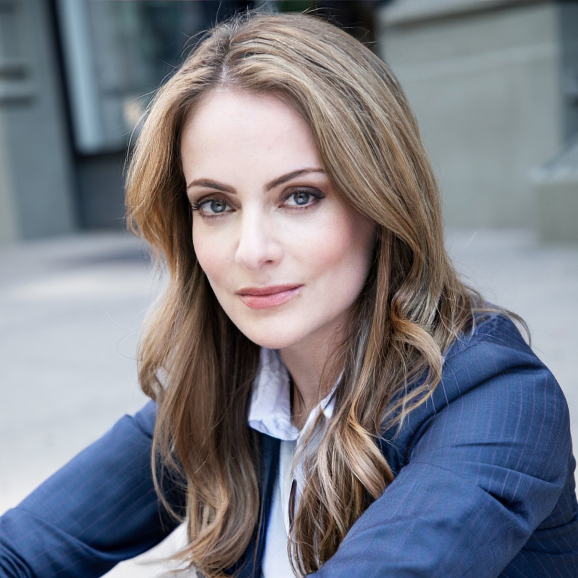 Frances Katzen New York, NY Real Estate Agent Headshot
