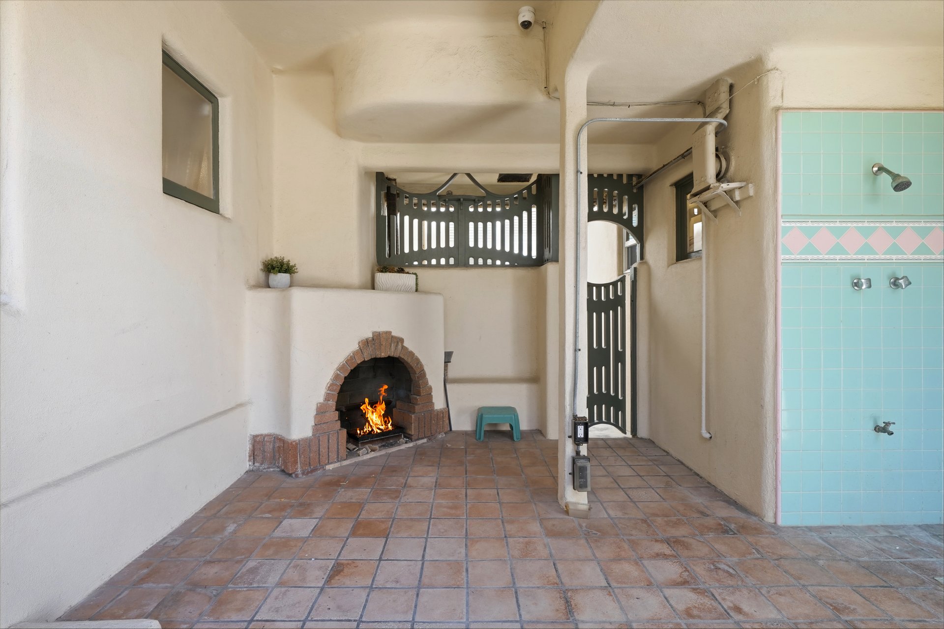 1602 The Strand (Entire Property)