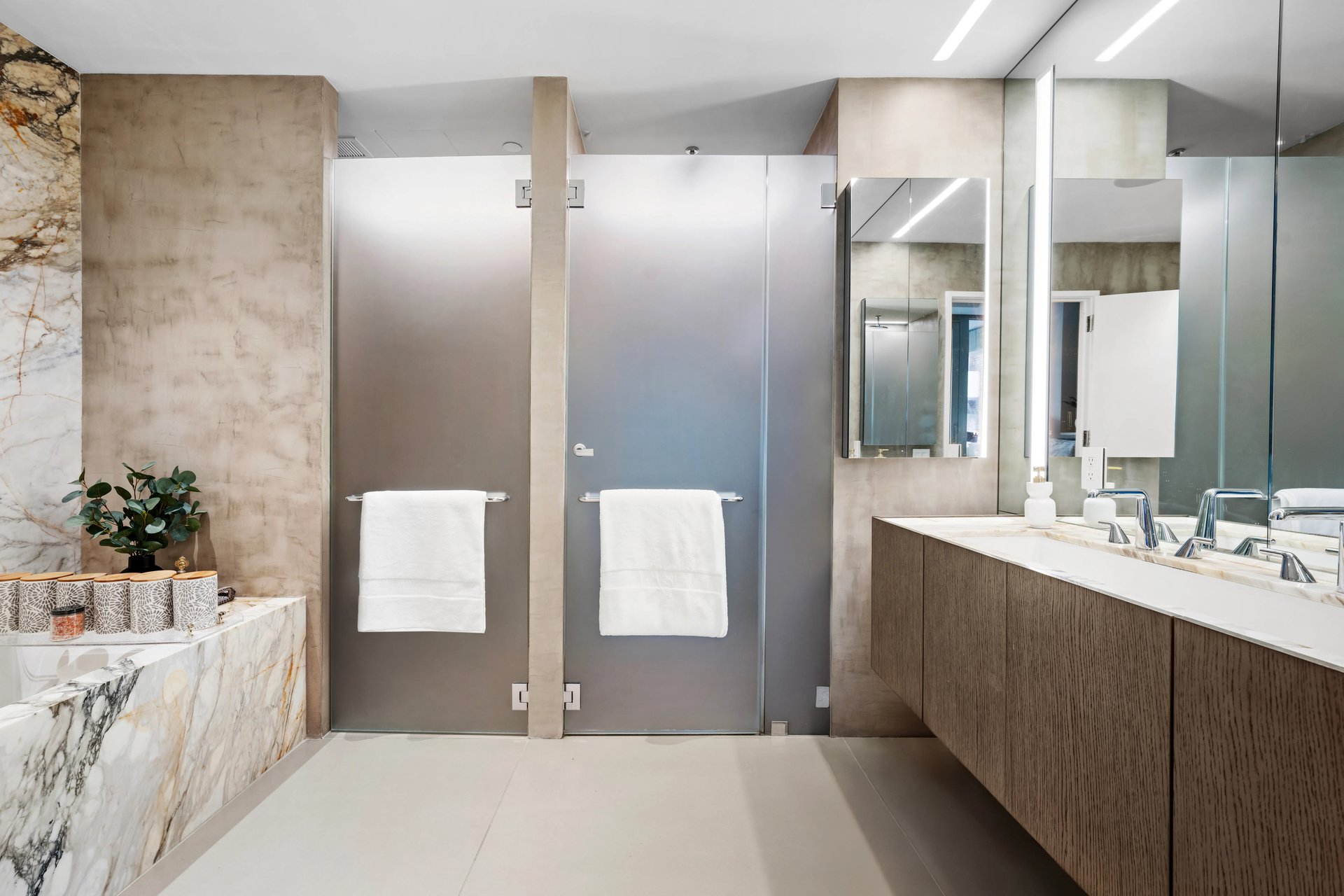 121 East 22nd St, #S901