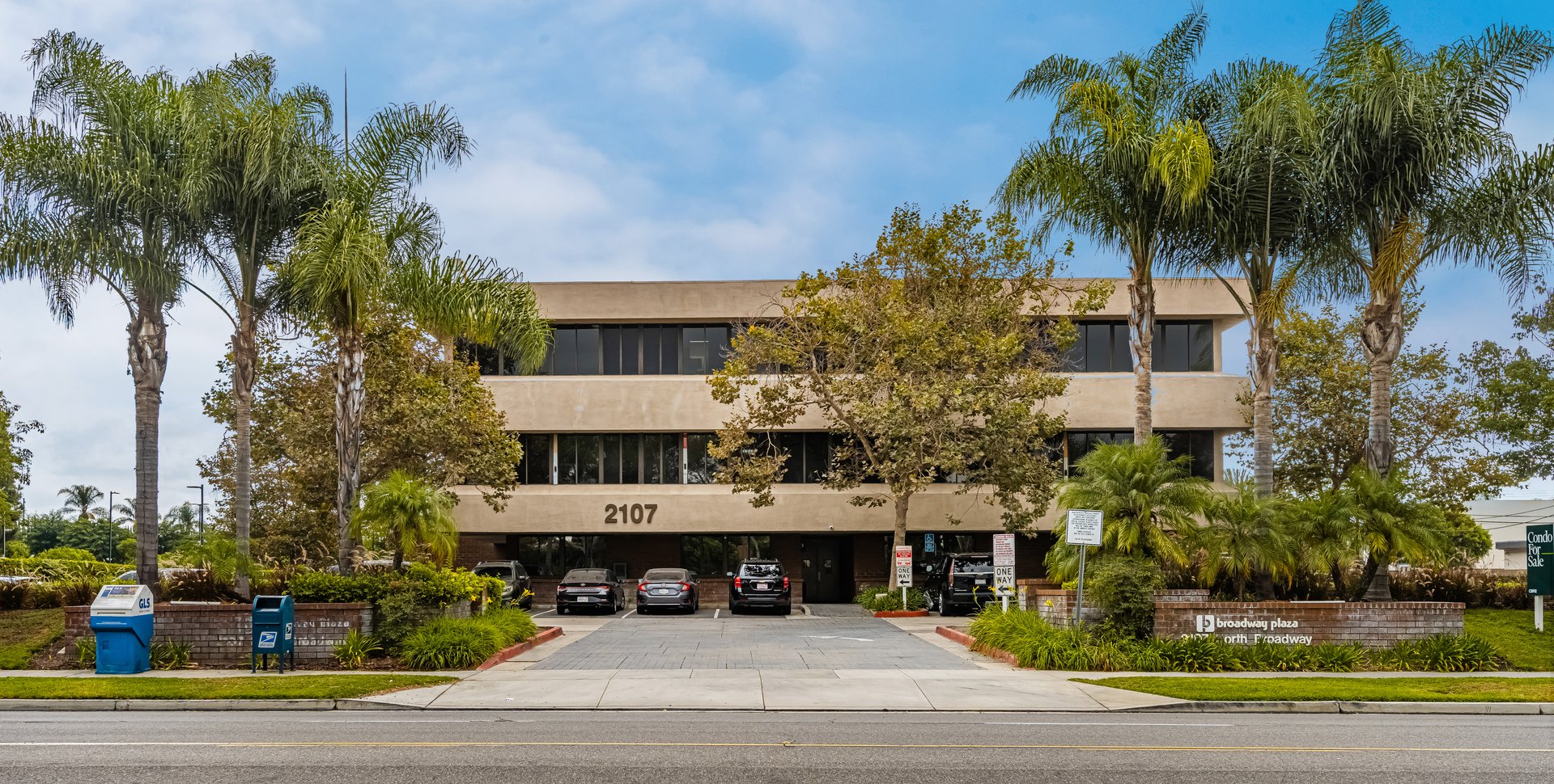 2107 N Broadway Suite 102