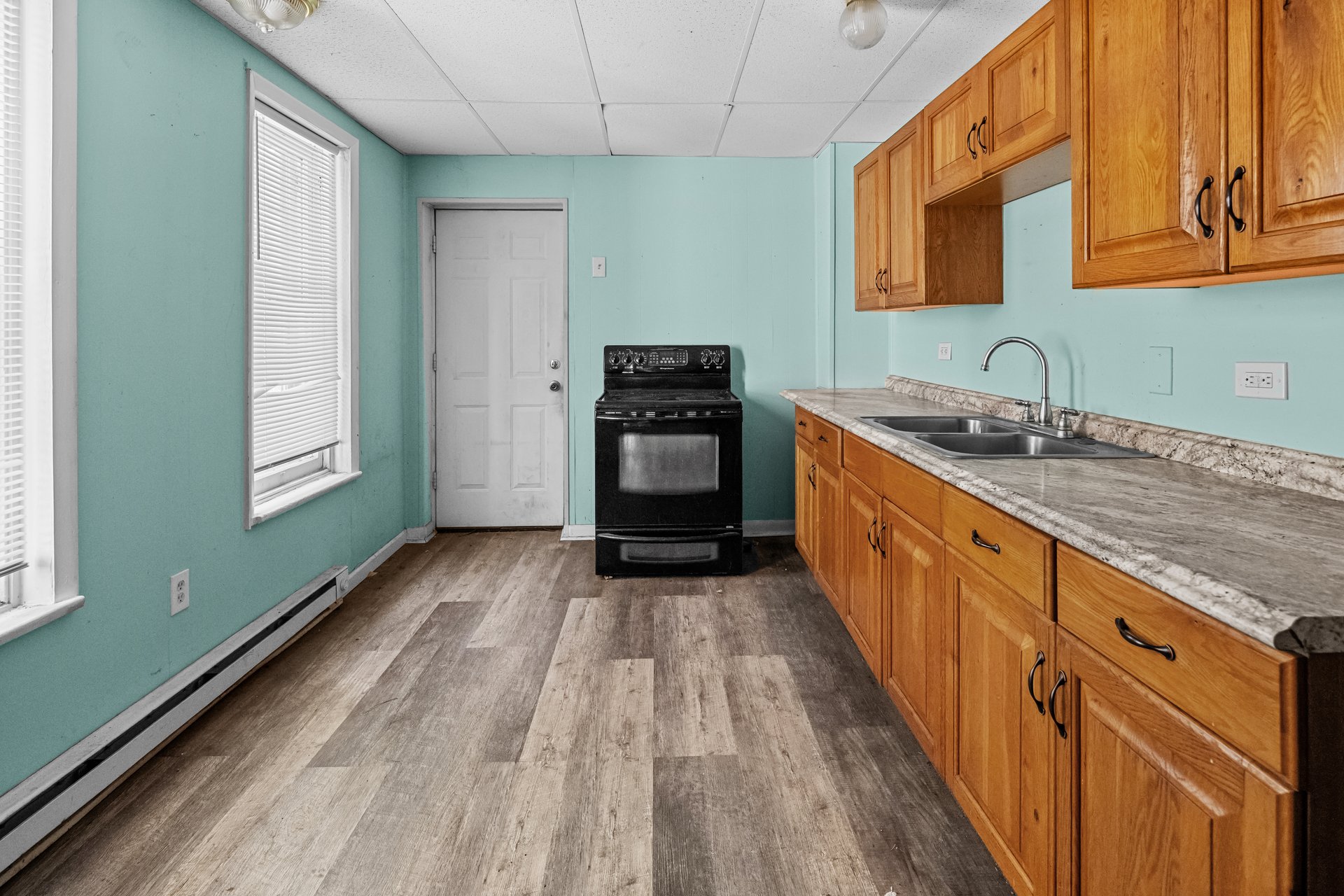 OFFICE EXCLUSIVE - 428 VALLEY ROAD
