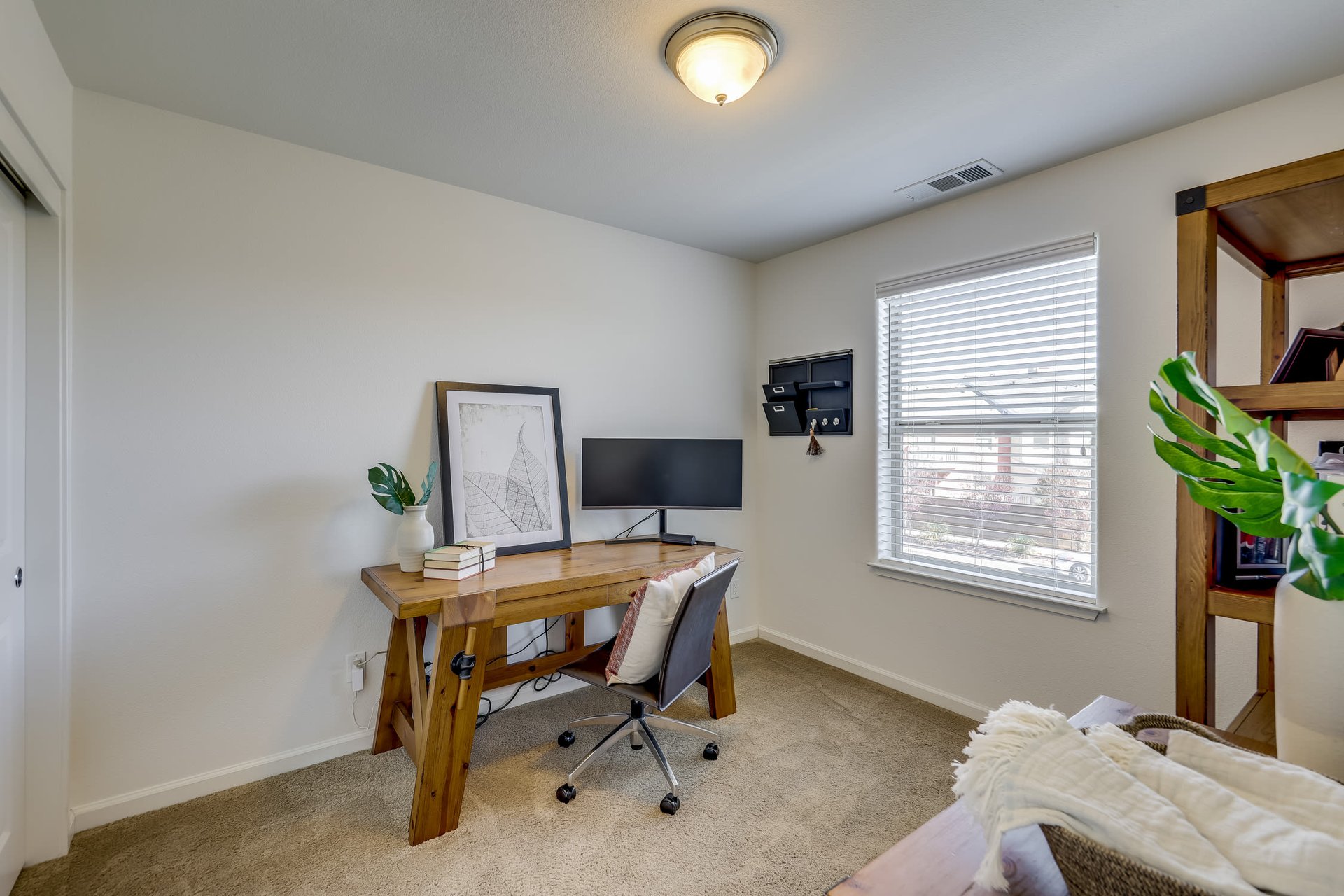 454 Lindberg Cir