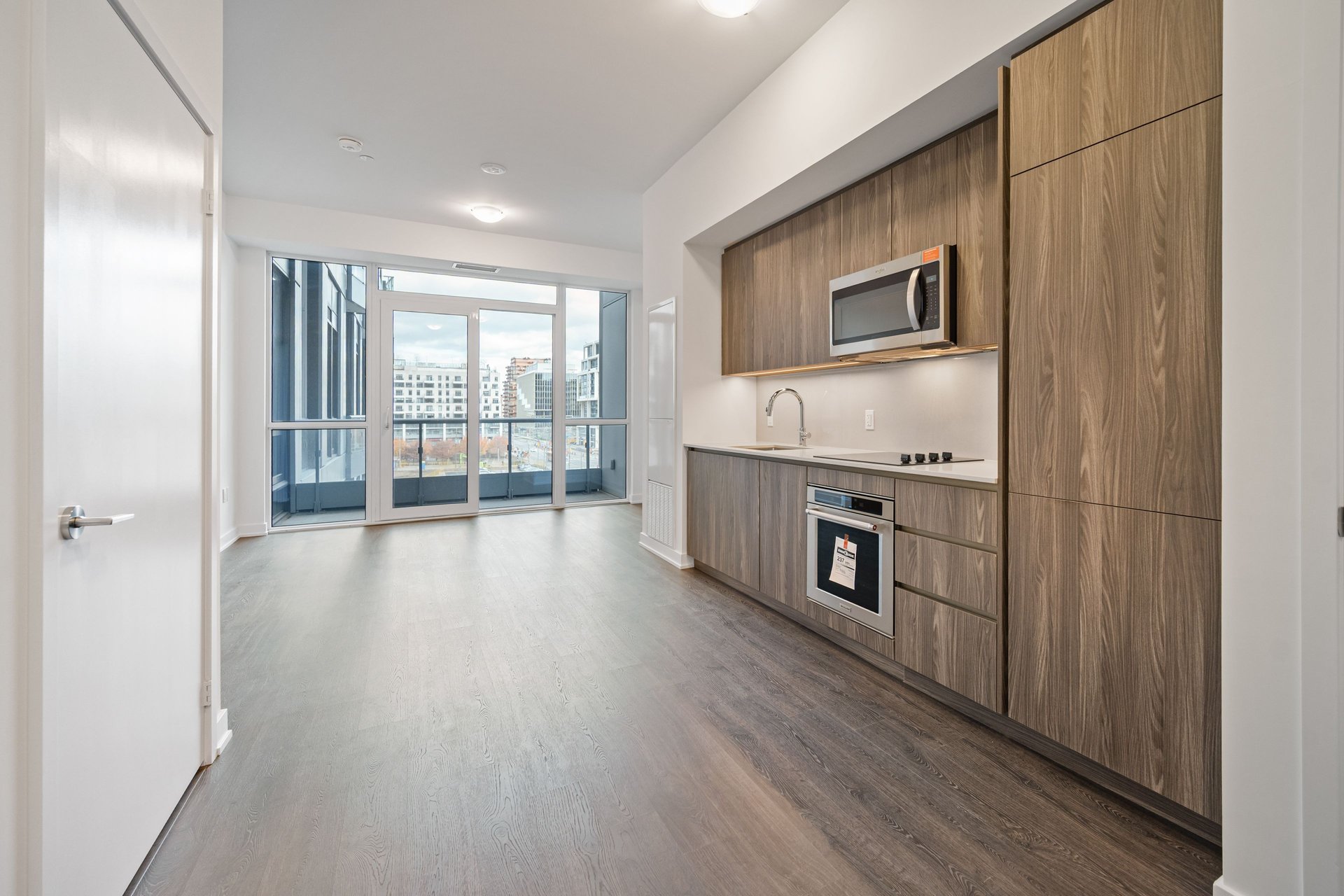 15 Richardson Street Unit: 511