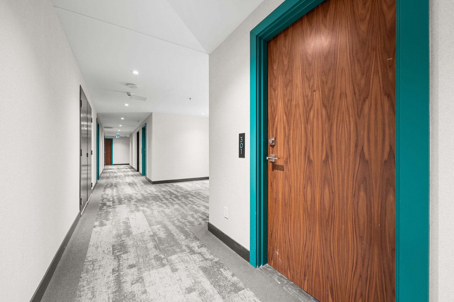 665 Queen Street East Suite 301