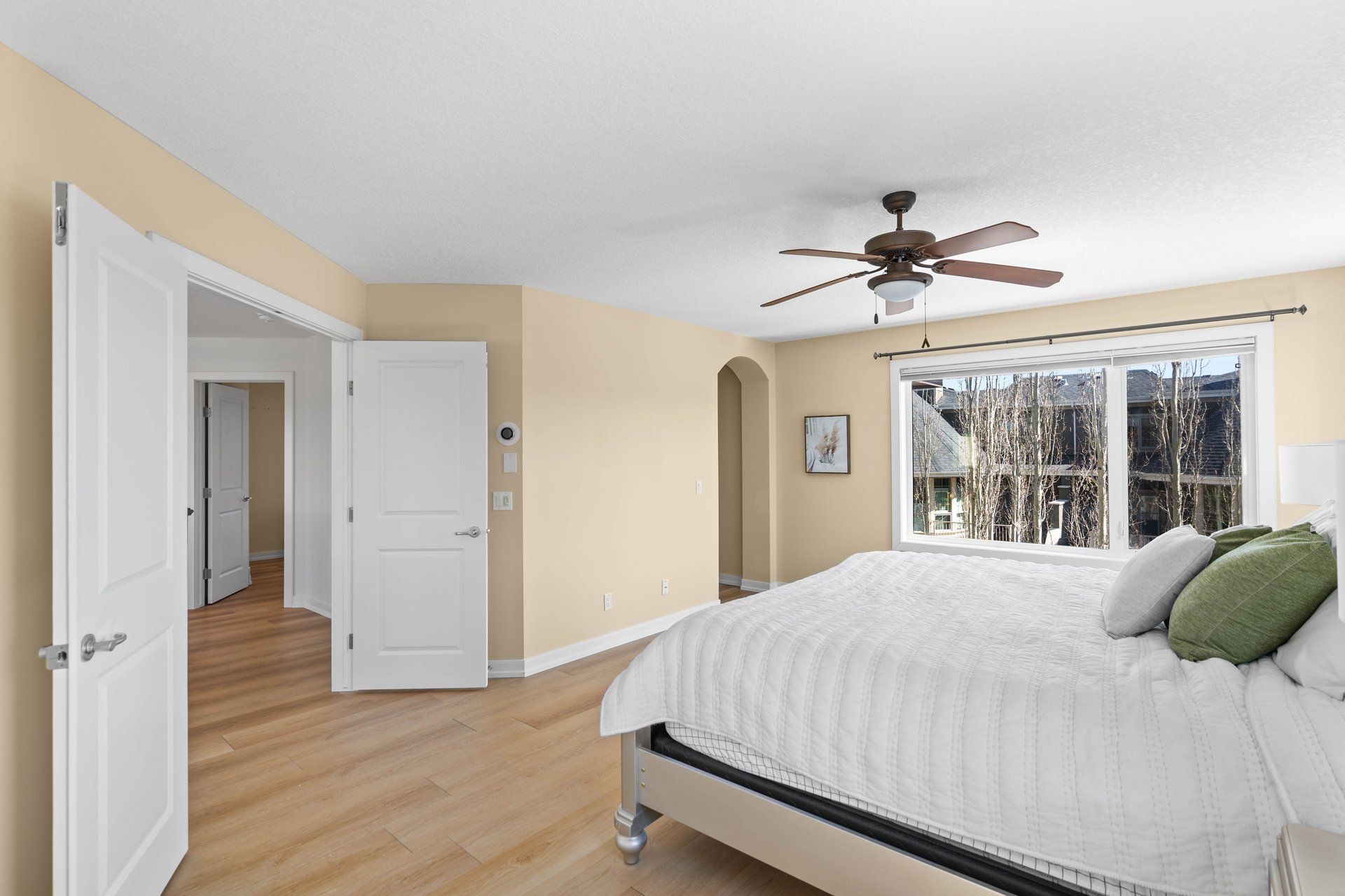 123 Wentworth Court SW