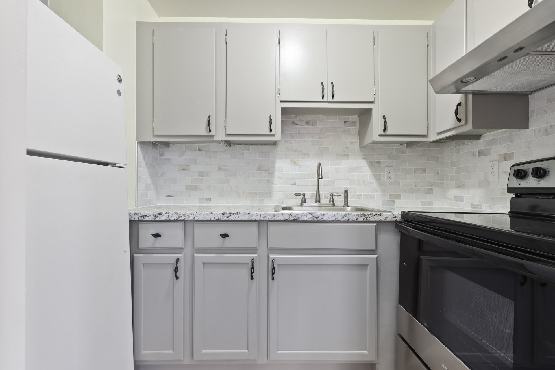 87 Bedford Road Unit: A & B